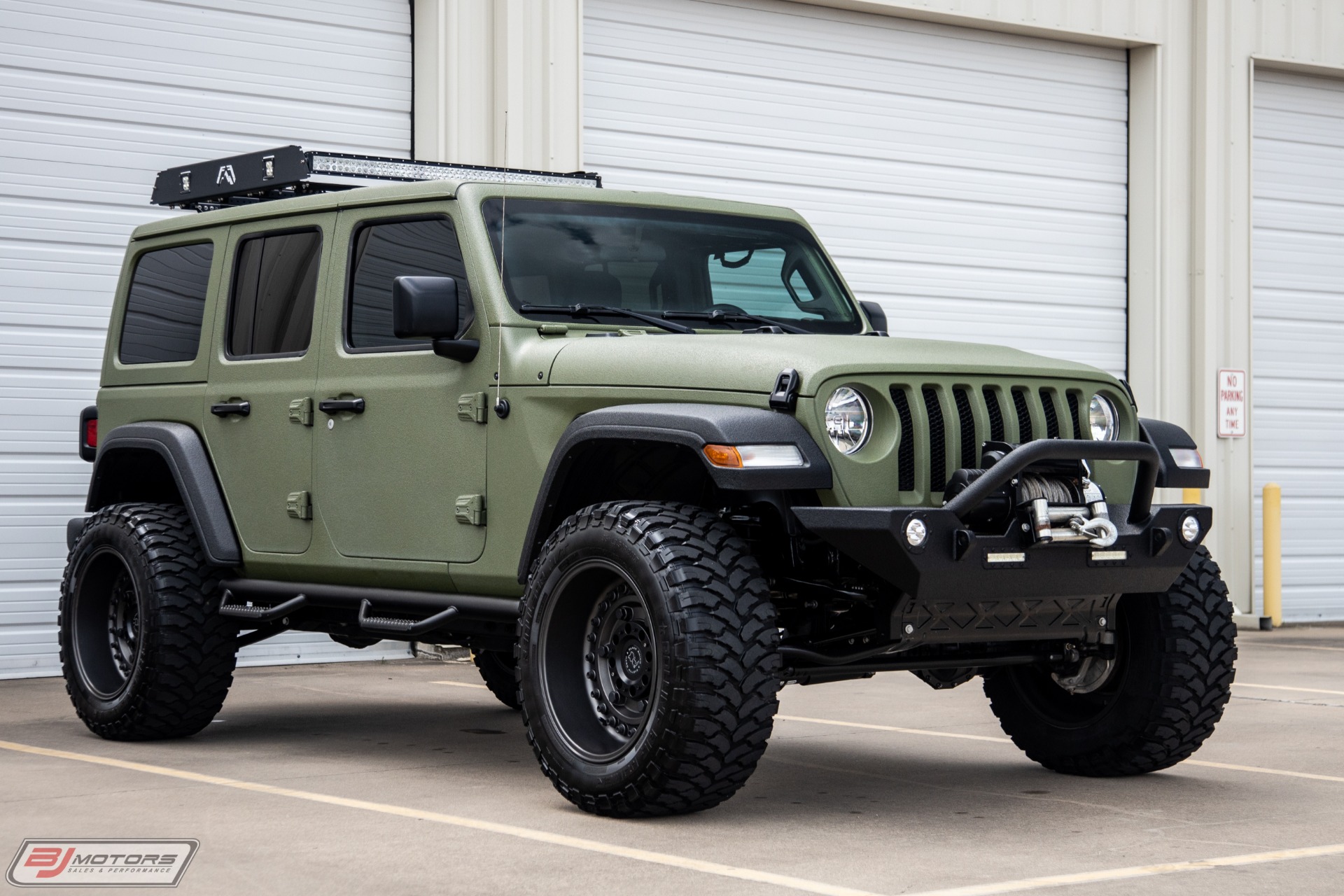 Used-2018-Jeep-Wrangler-Unlimited-Sport