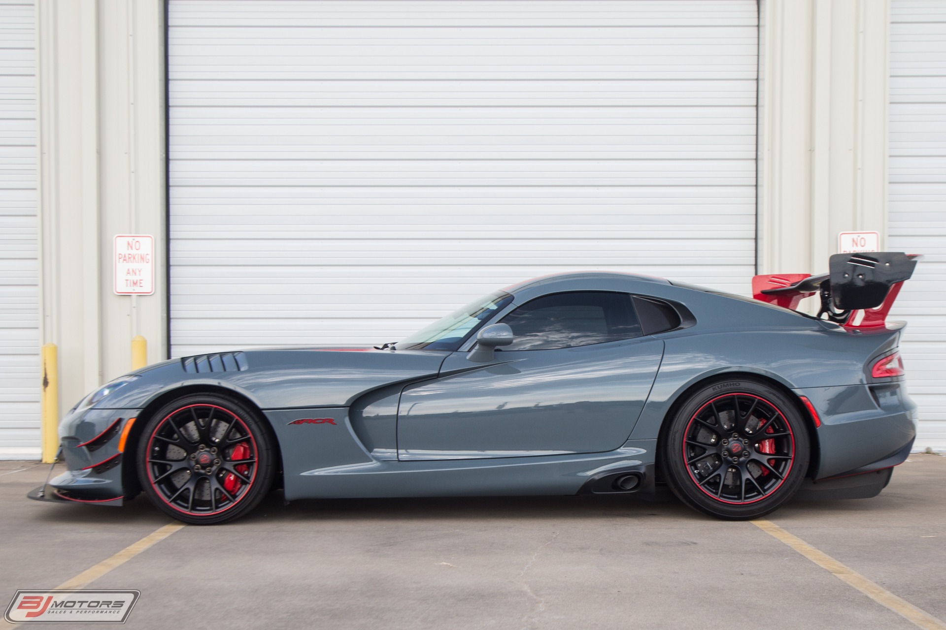 Used-2016-Dodge-Viper-GTC