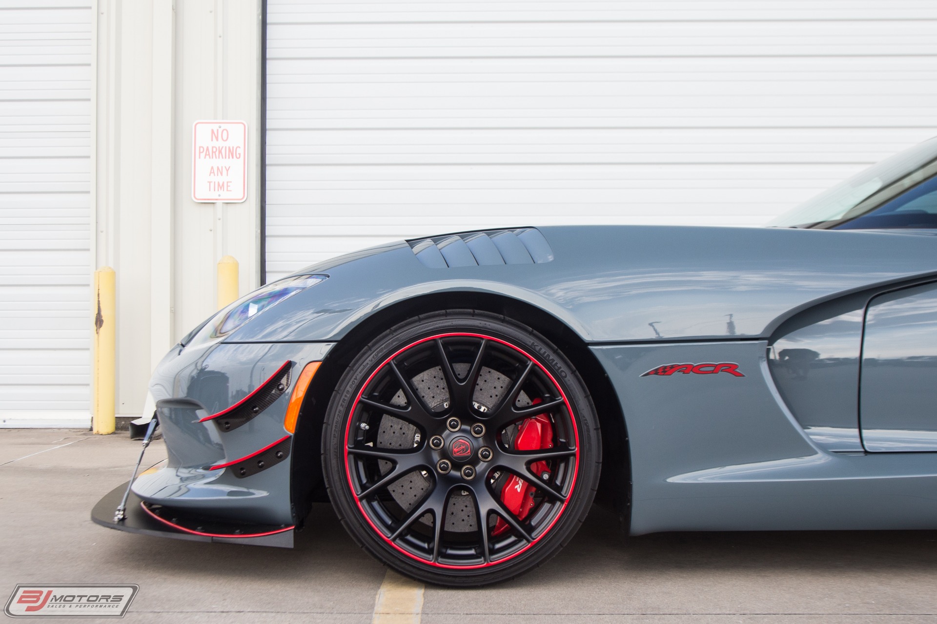 Used-2016-Dodge-Viper-GTC