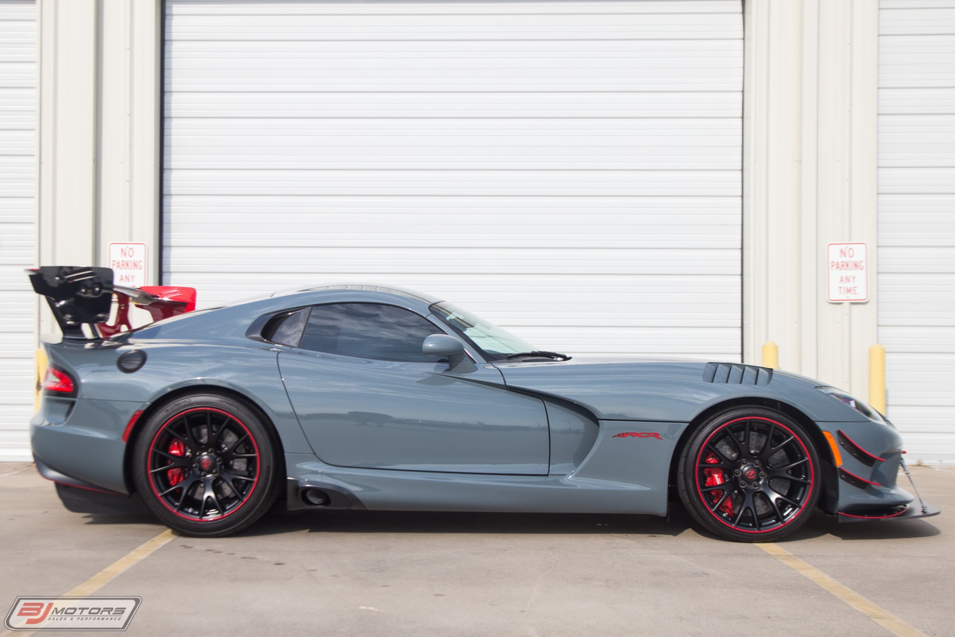 Used-2016-Dodge-Viper-GTC