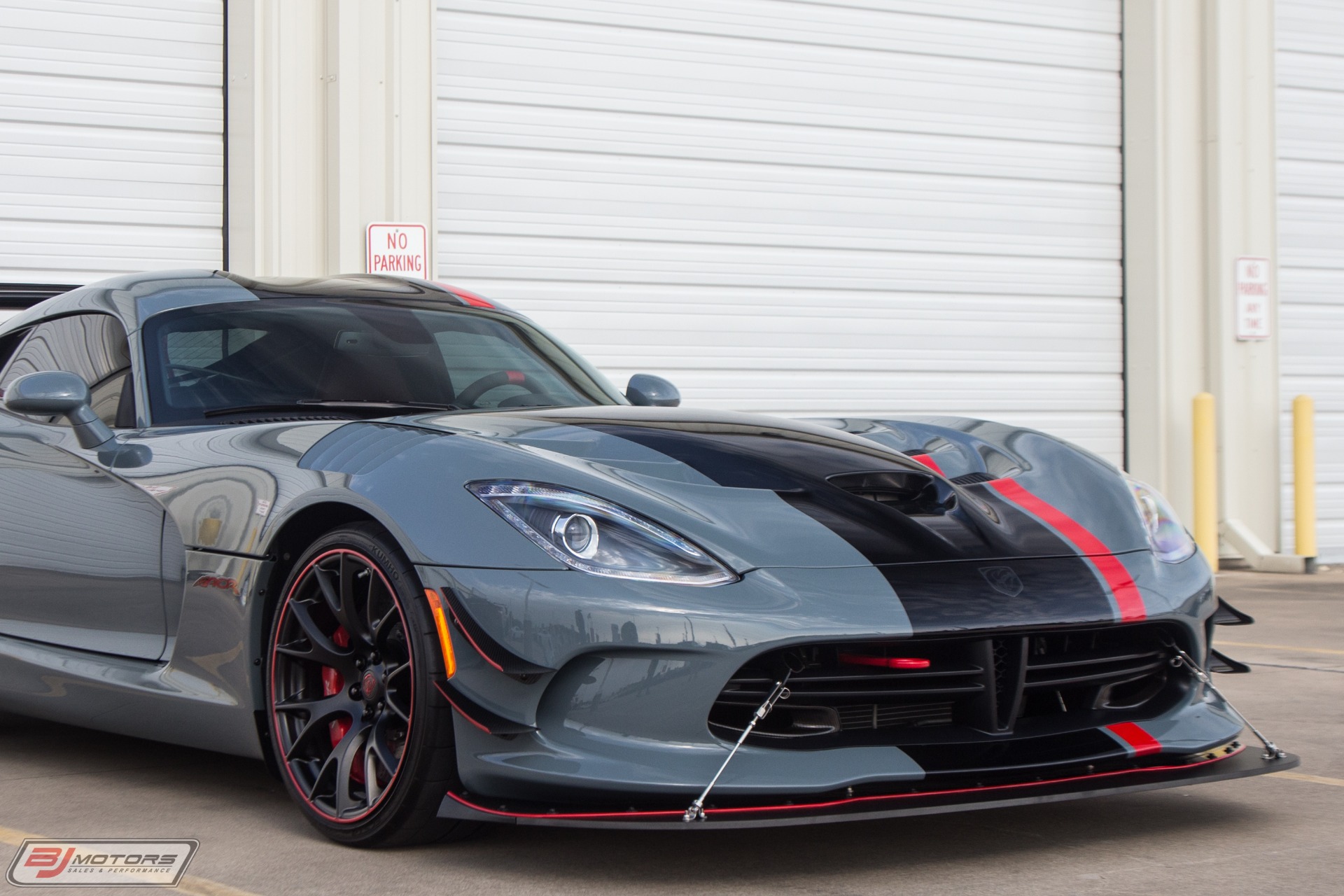 Used-2016-Dodge-Viper-GTC