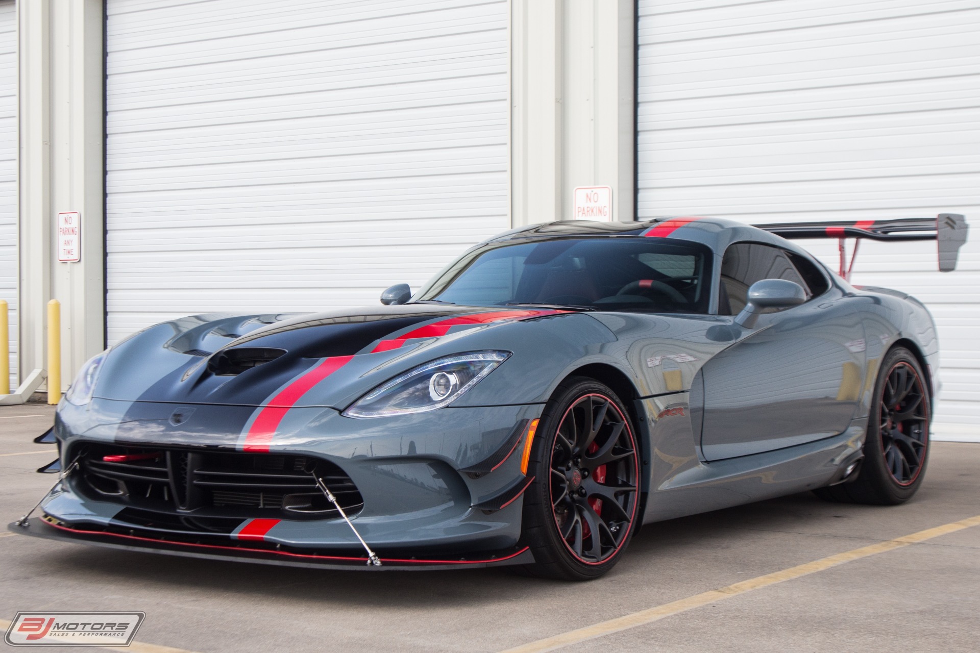 Used-2016-Dodge-Viper-GTC