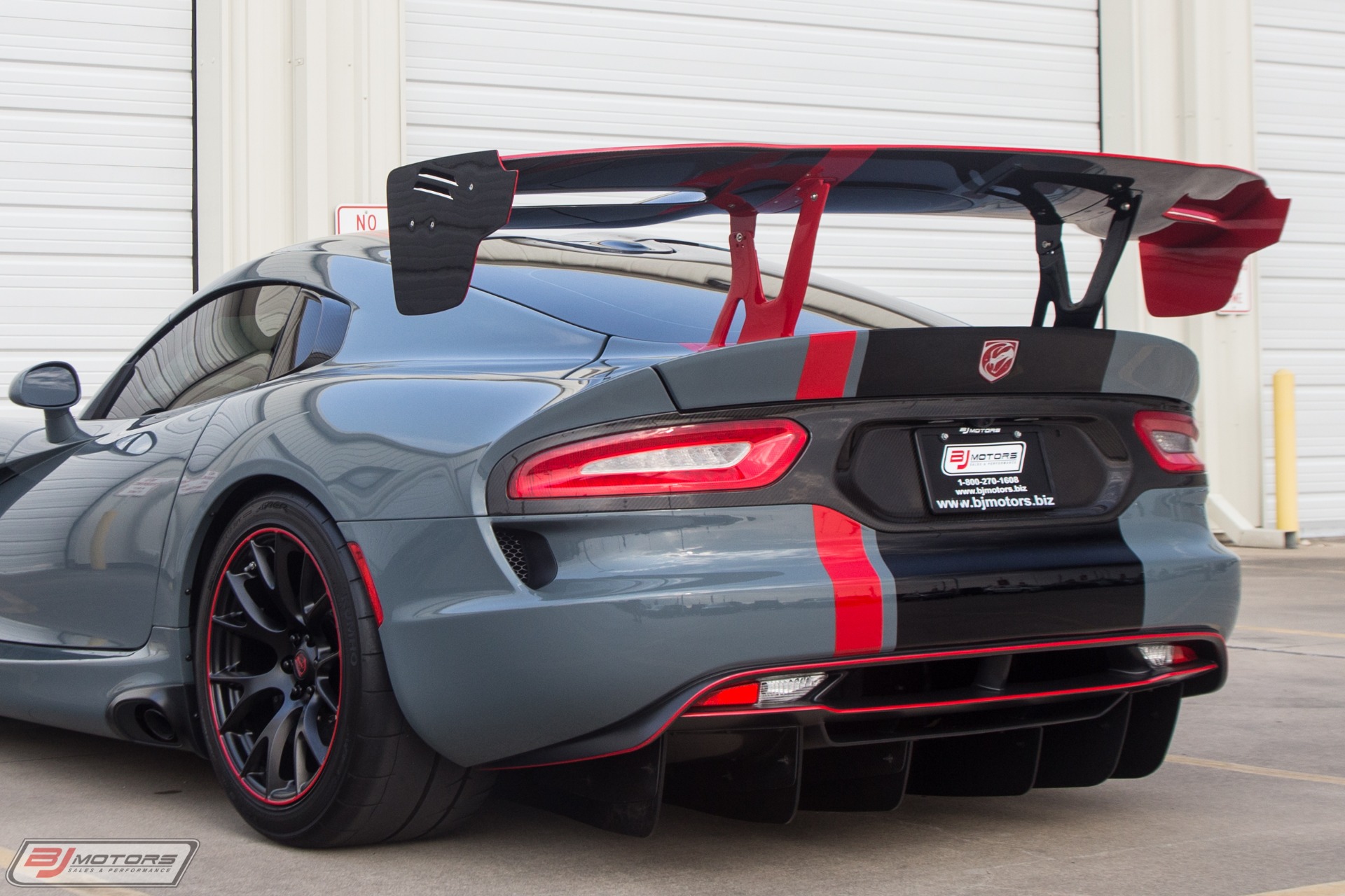 Used-2016-Dodge-Viper-GTC