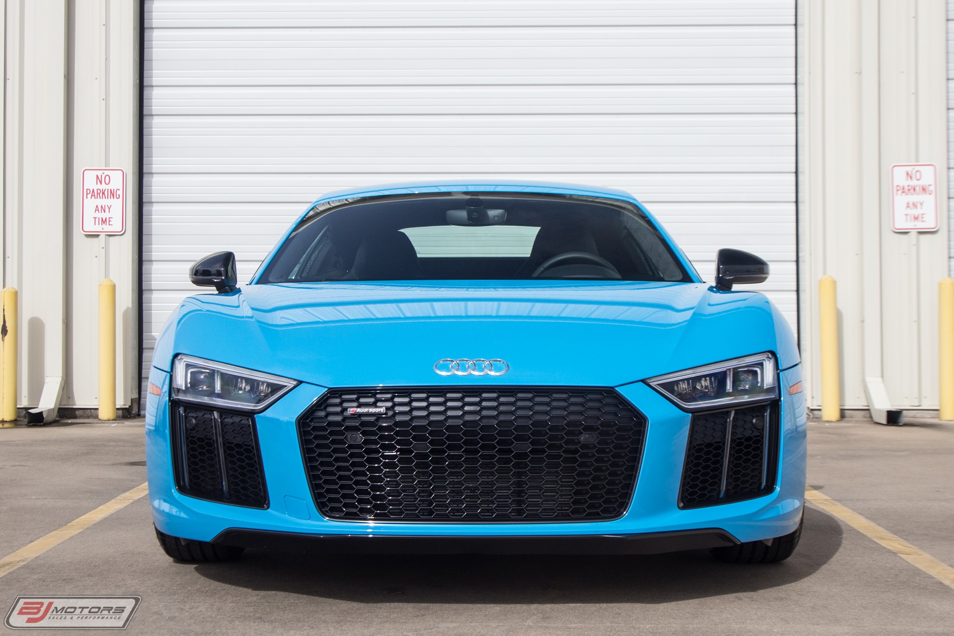 Used-2018-Audi-RWS-S-TRONIC-R8-Coupe-1-of-320-V10-Exclusive-Series