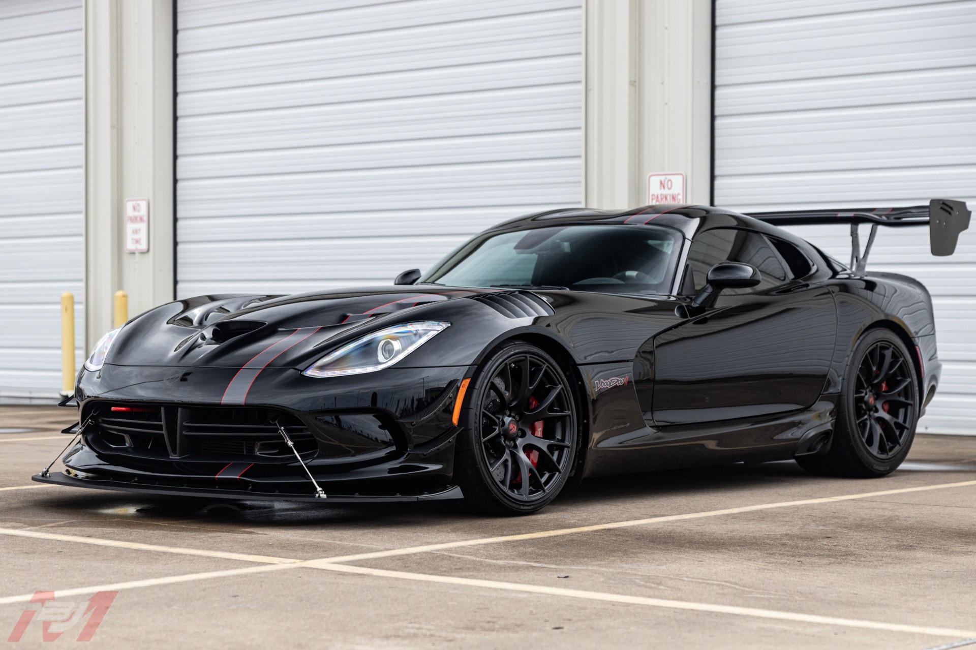 Used-2017-Dodge-Viper-VooDoo-II-Edition-ACR-E