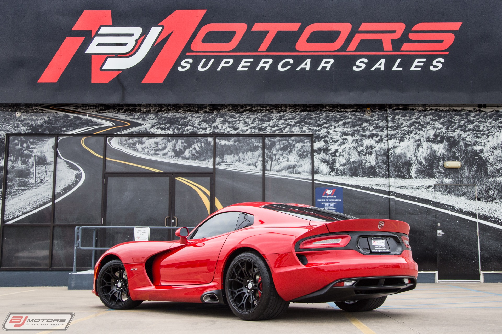 Used-2014-Dodge-SRT-Viper-GTS