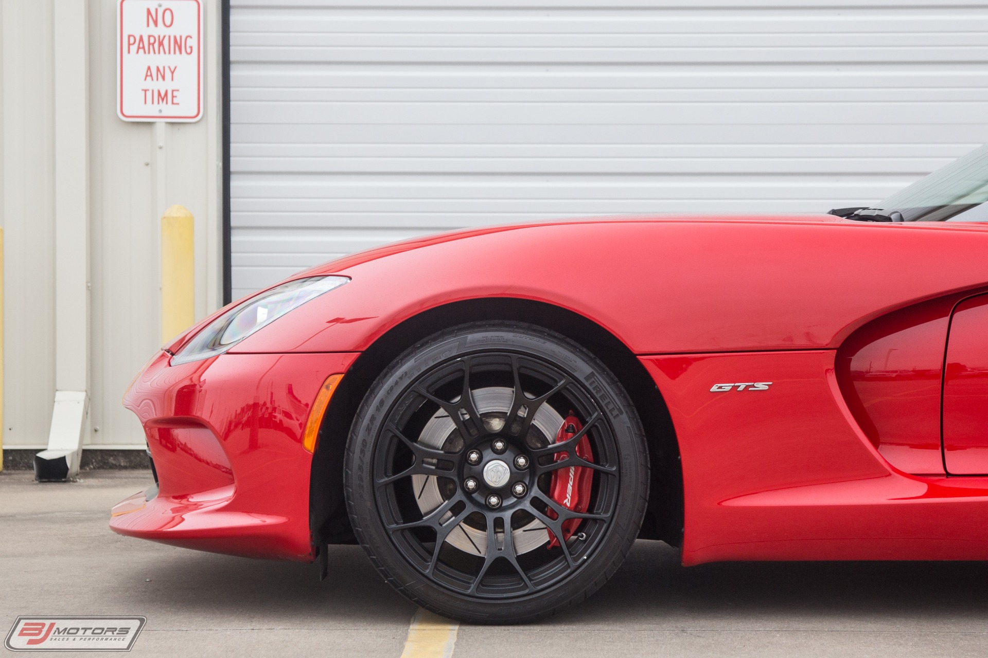 Used-2014-Dodge-SRT-Viper-GTS