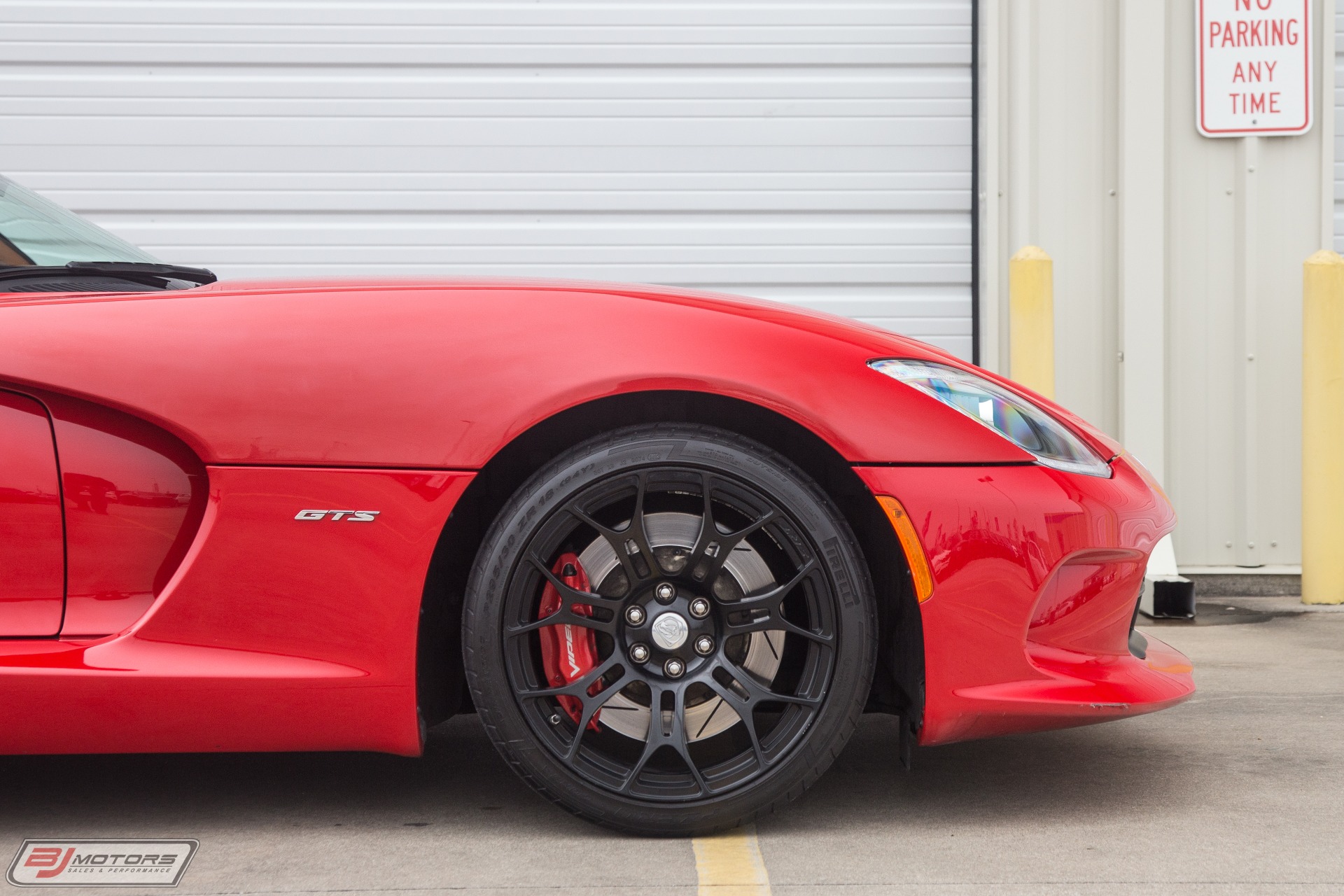 Used-2014-Dodge-SRT-Viper-GTS