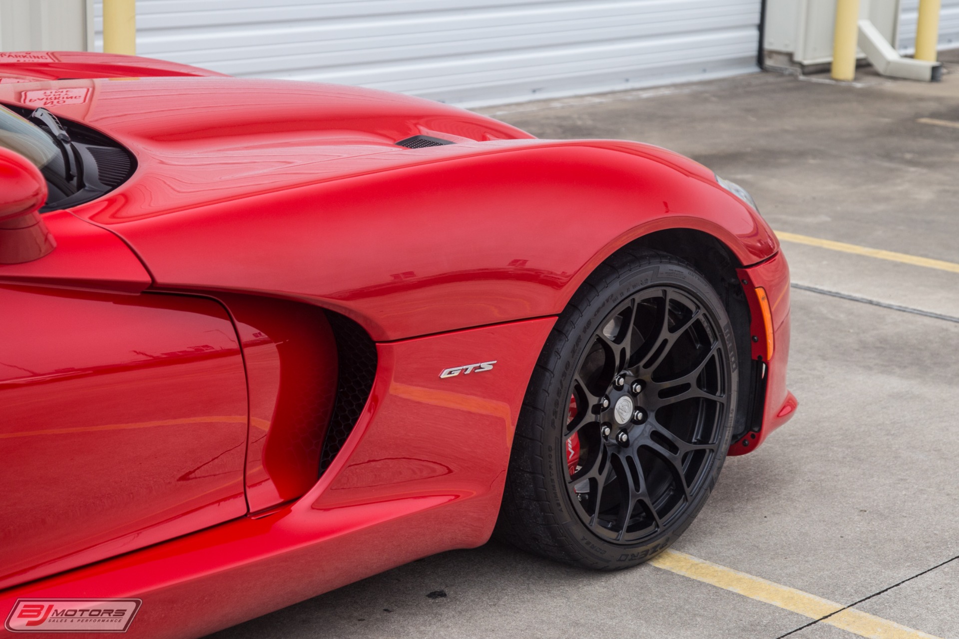 Used-2014-Dodge-SRT-Viper-GTS