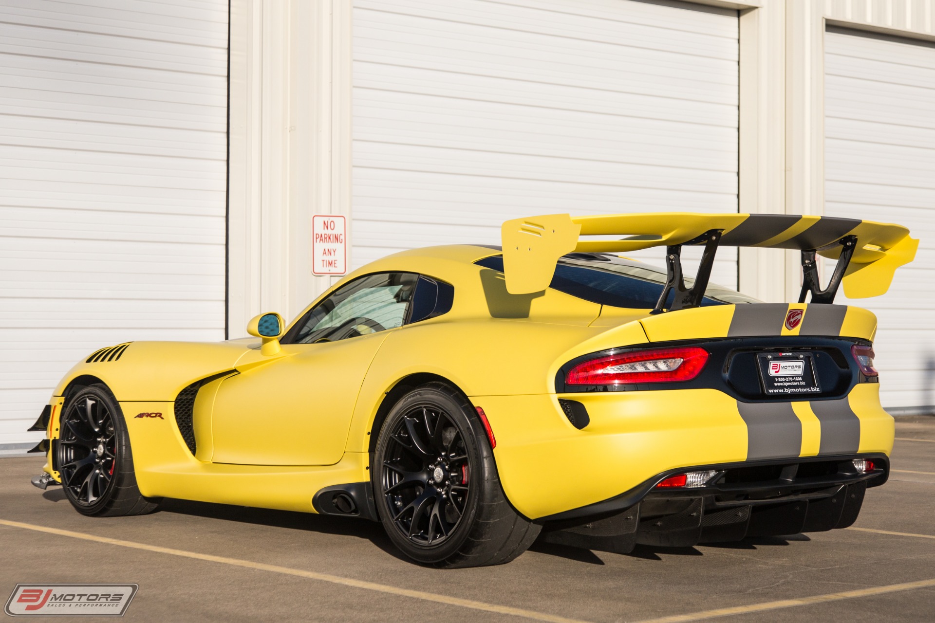 New-2016-Dodge-Viper-ACR-Extreme