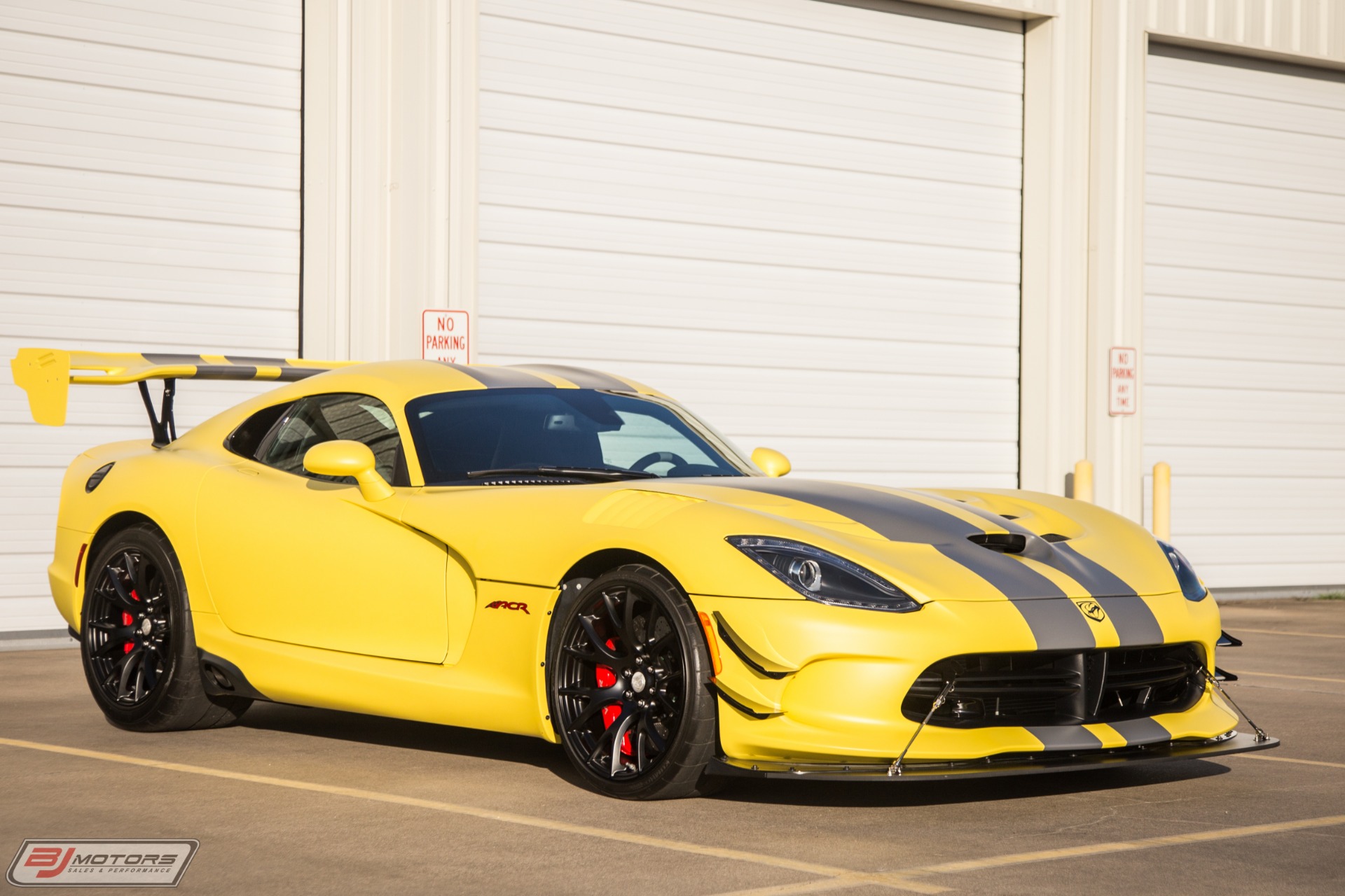 New-2016-Dodge-Viper-ACR-Extreme