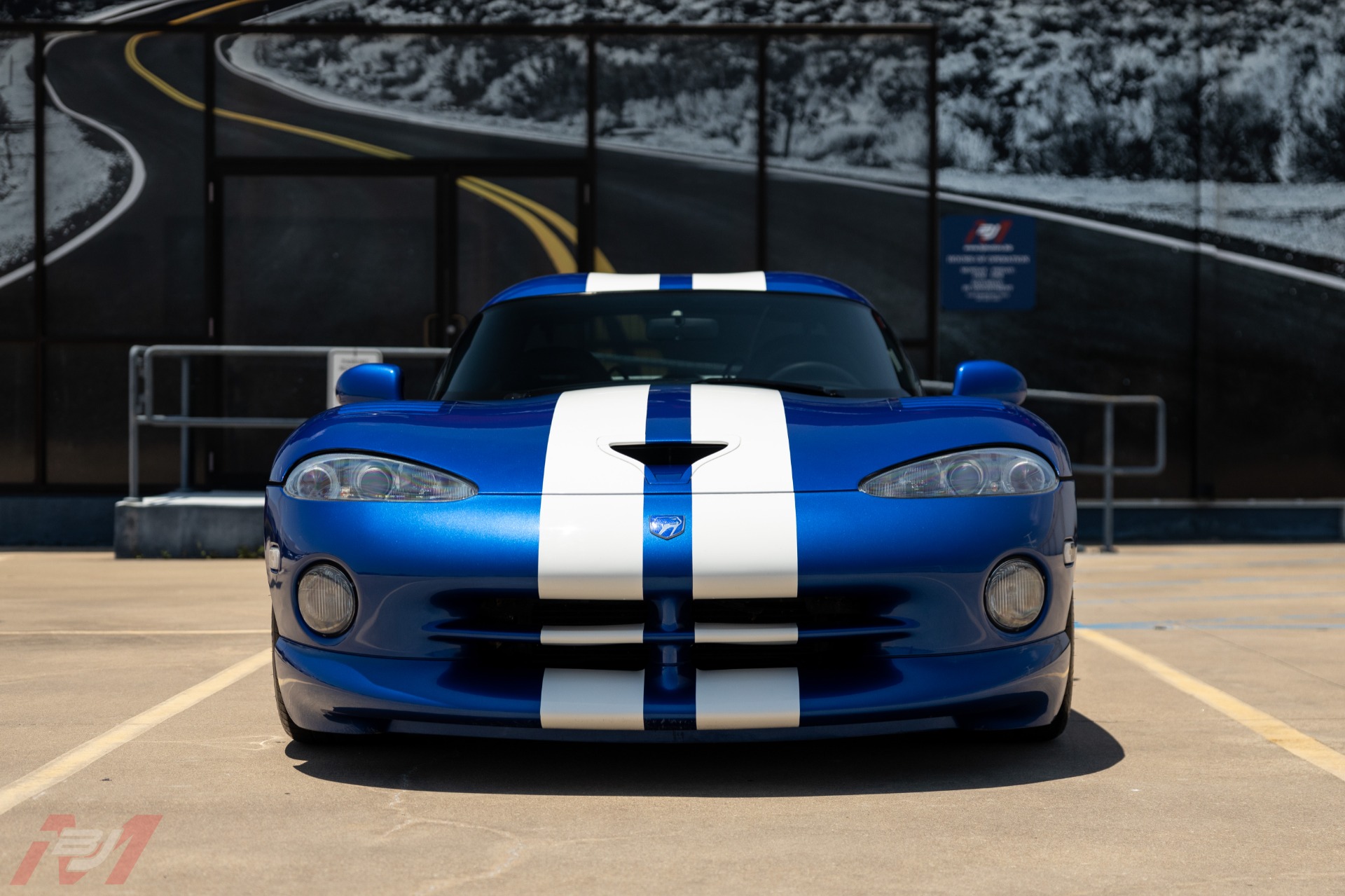 Used-1996-Dodge-Viper-GTS