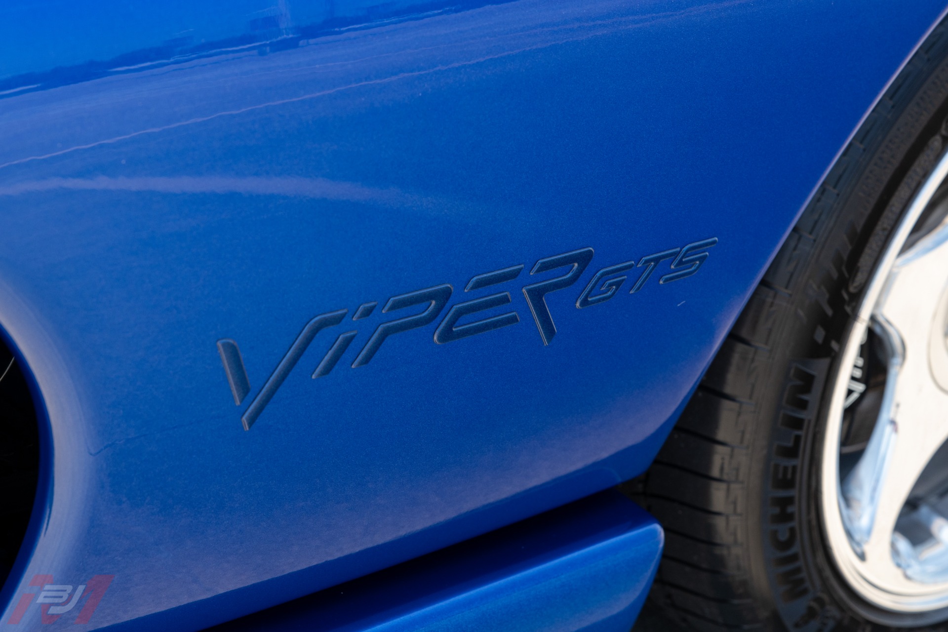 Used-1996-Dodge-Viper-GTS