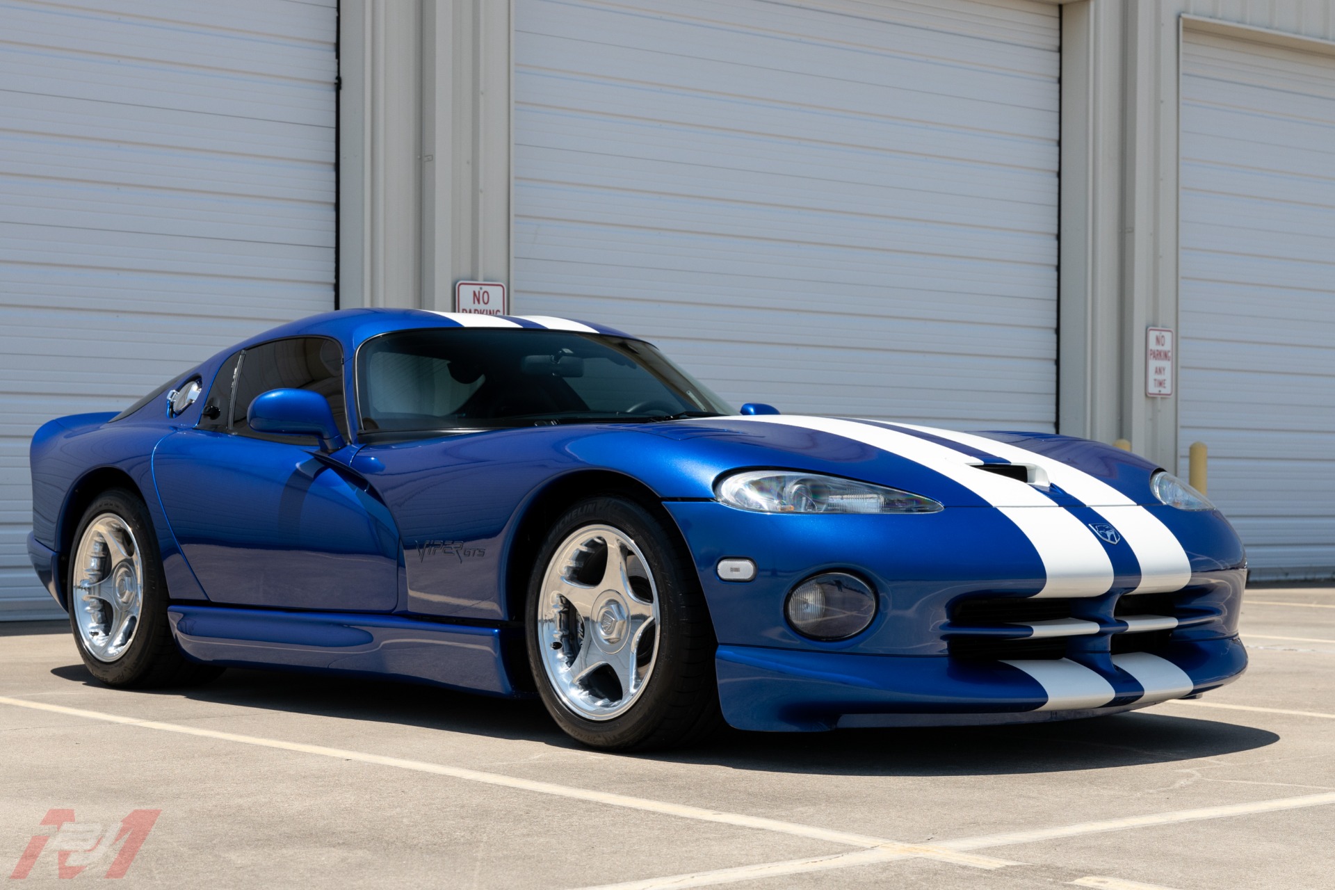 Used-1996-Dodge-Viper-GTS