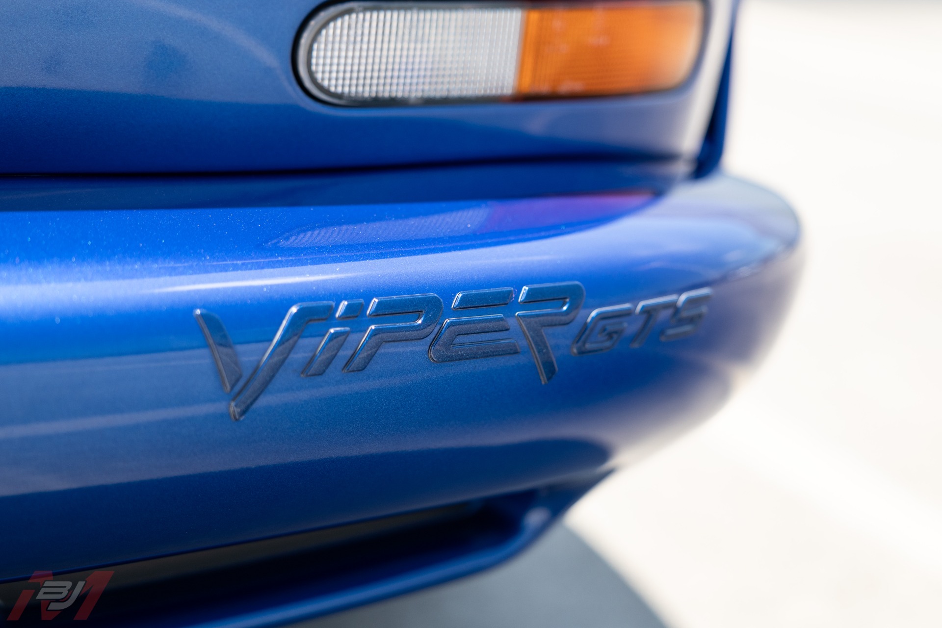 Used-1996-Dodge-Viper-GTS