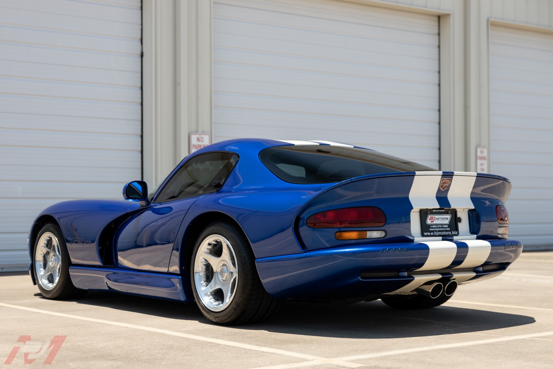 Used-1996-Dodge-Viper-GTS