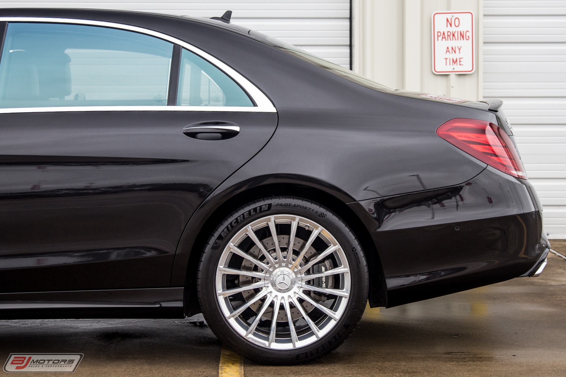 Used-2015-Mercedes-Benz-S-Class-S65-AMG