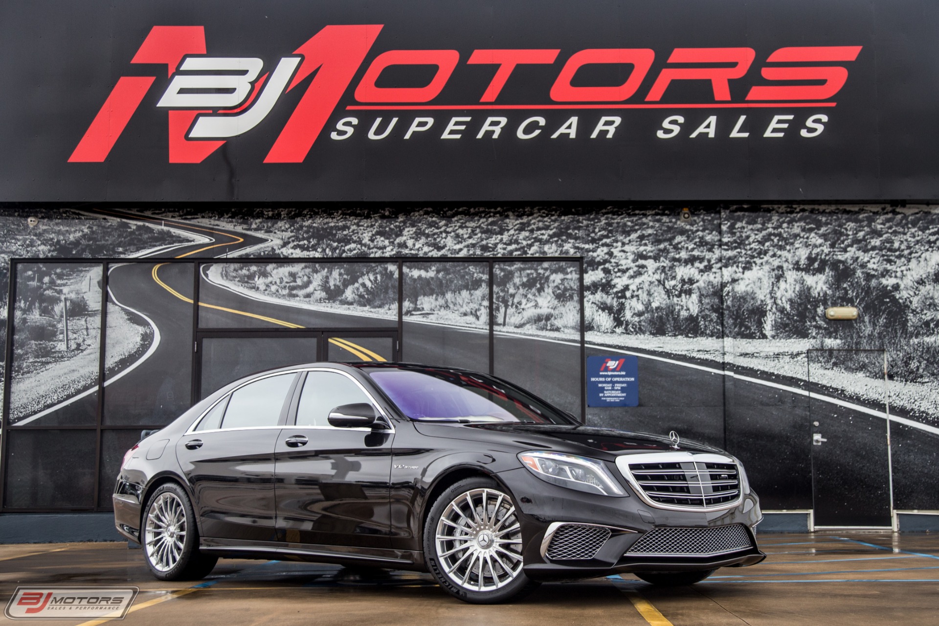 Used-2015-Mercedes-Benz-S-Class-S65-AMG