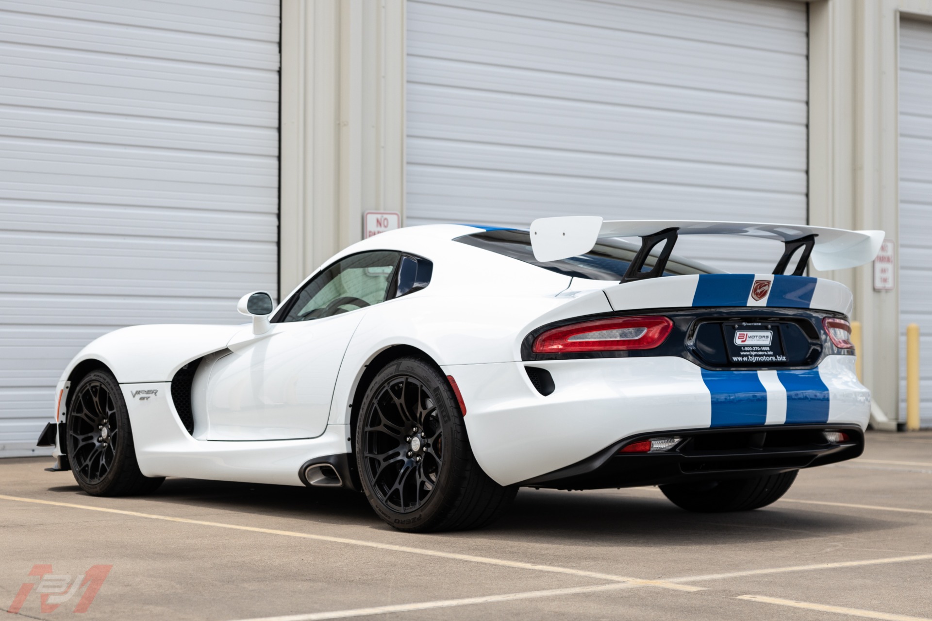 Used-2015-Dodge-Viper-GTC-TA-20