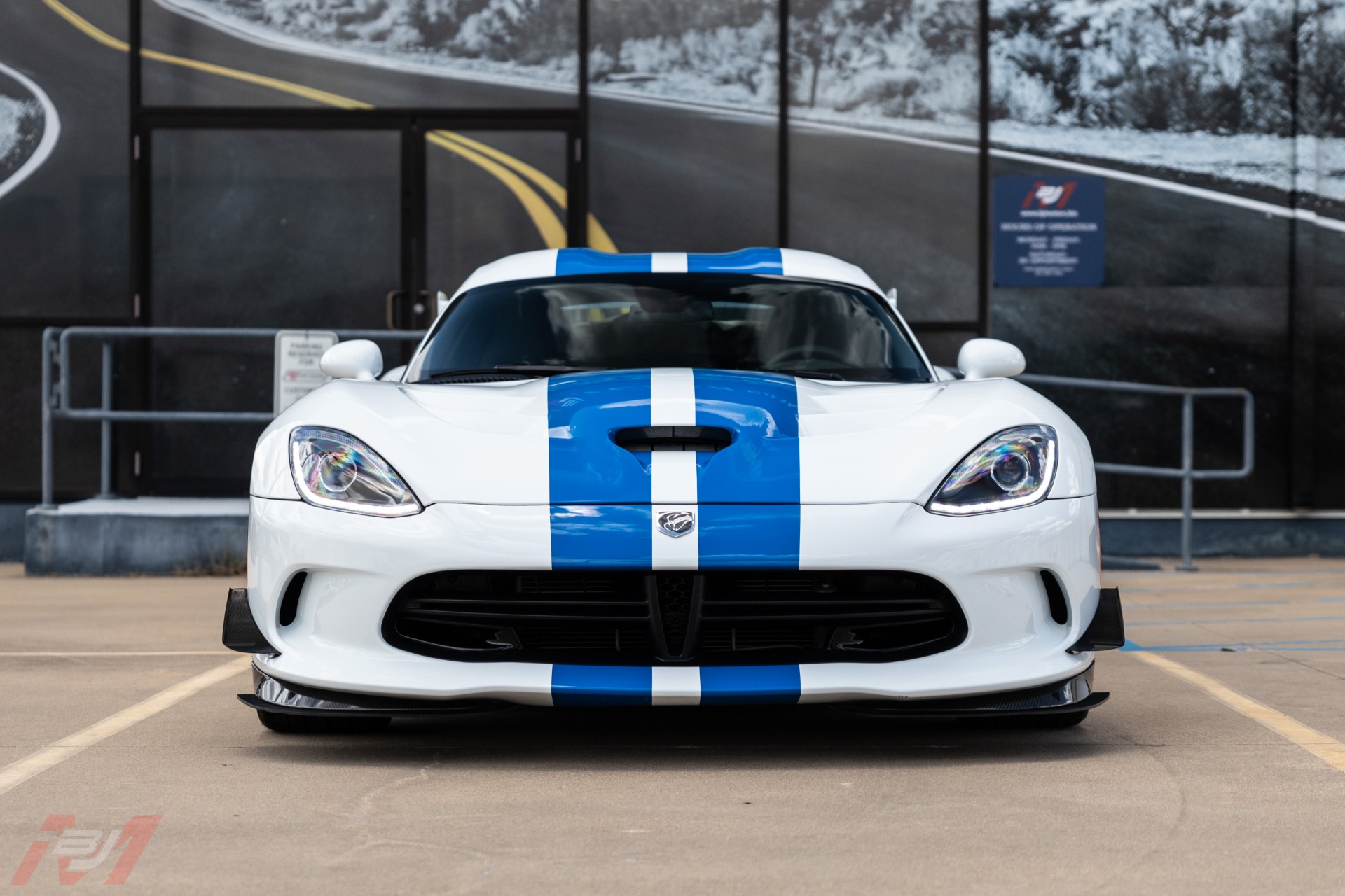 Used-2015-Dodge-Viper-GTC-TA-20