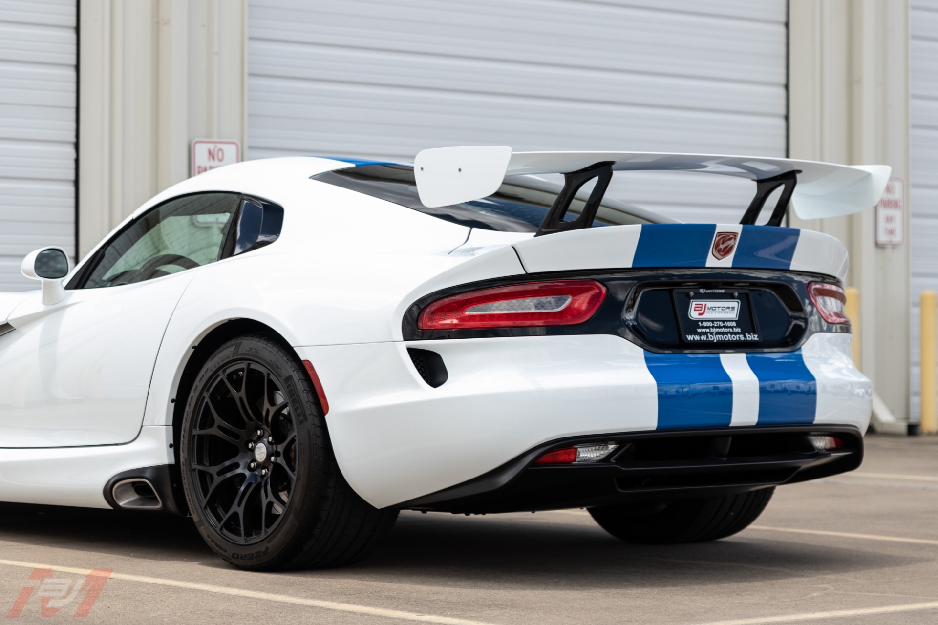 Used-2015-Dodge-Viper-GTC-TA-20