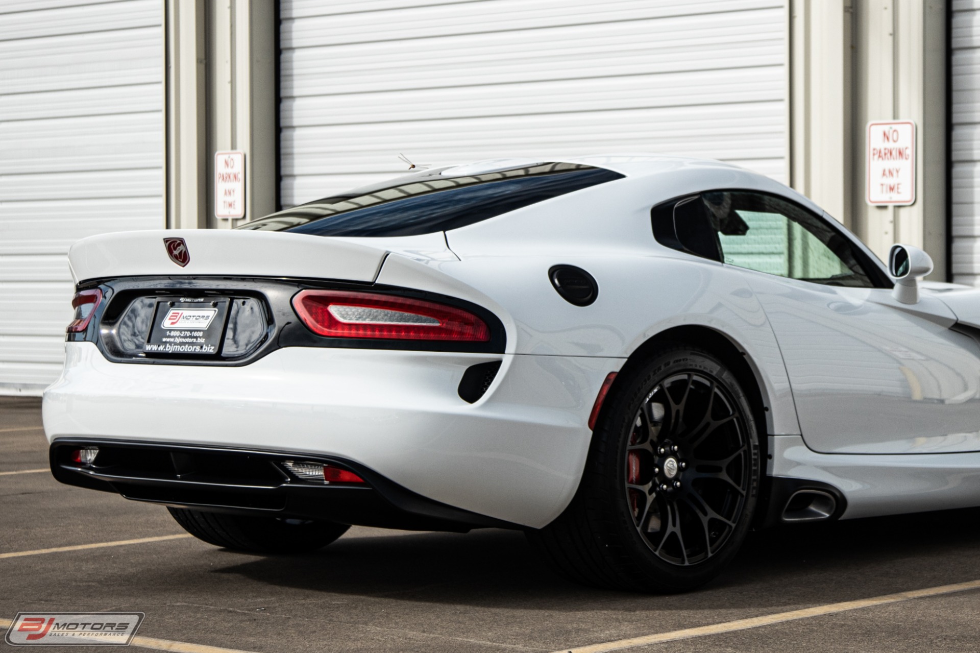 Used-2017-Dodge-Viper-GTC-1-of-1