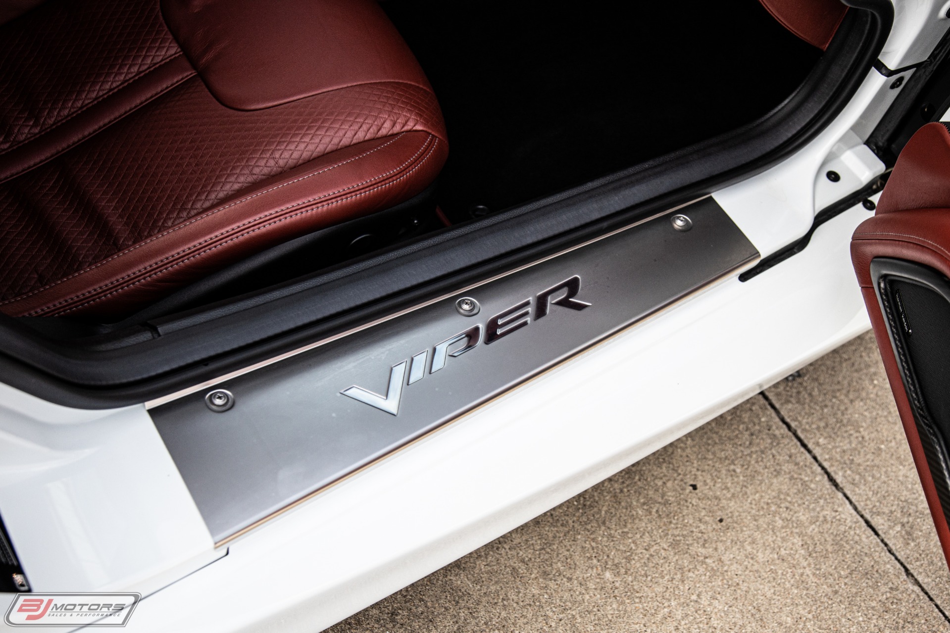 Used-2017-Dodge-Viper-GTC-1-of-1