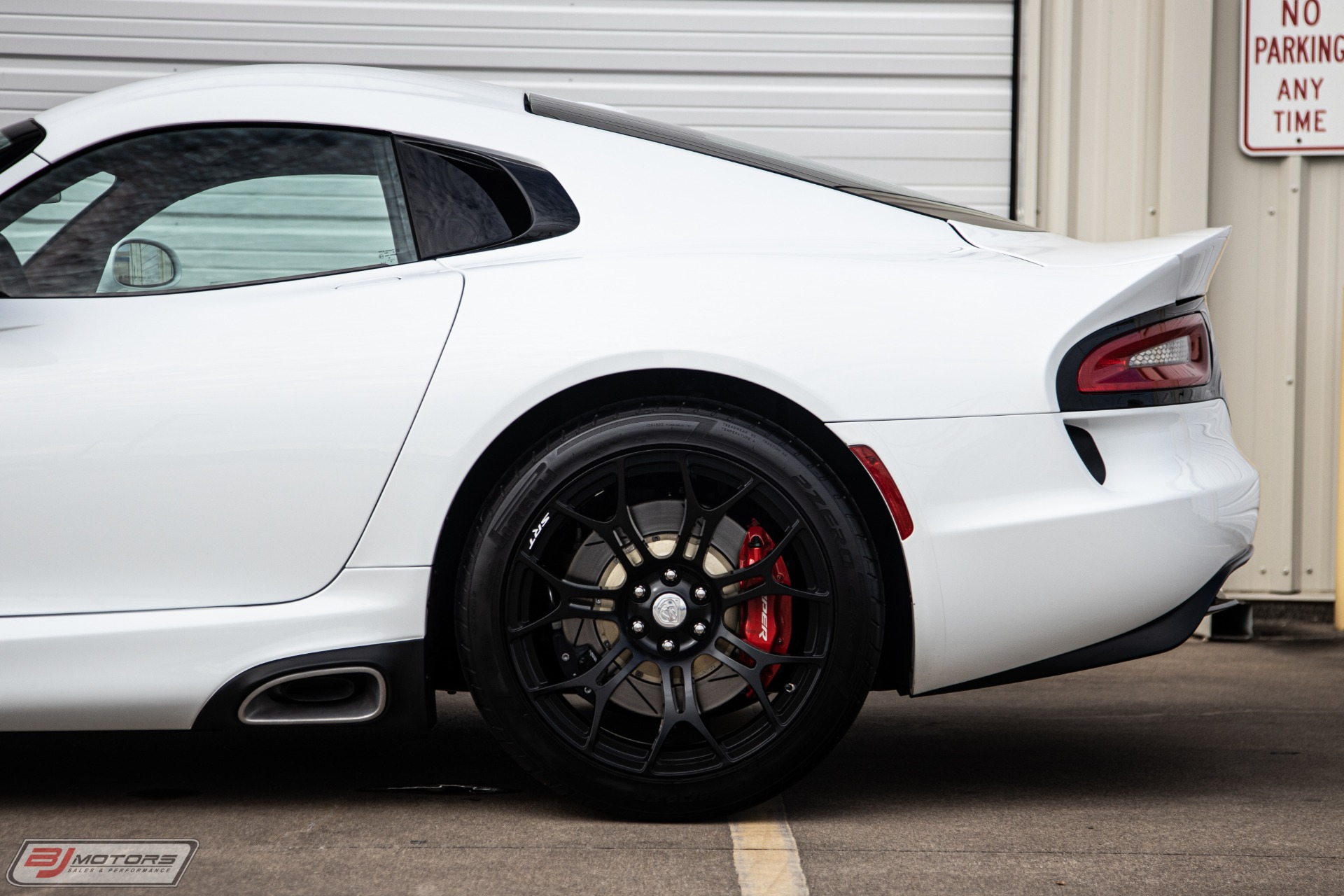 Used-2017-Dodge-Viper-GTC-1-of-1