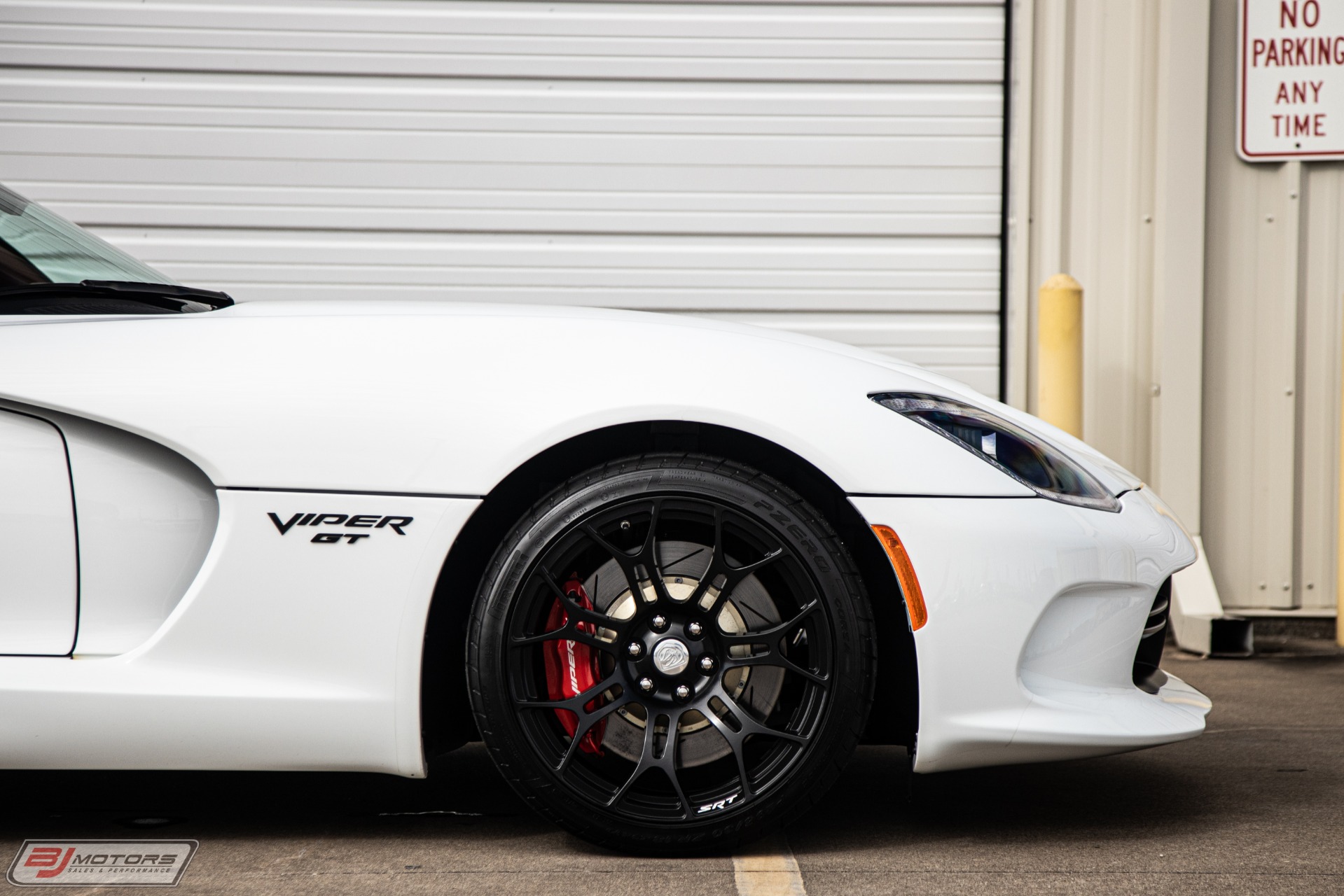 Used-2017-Dodge-Viper-GTC-1-of-1