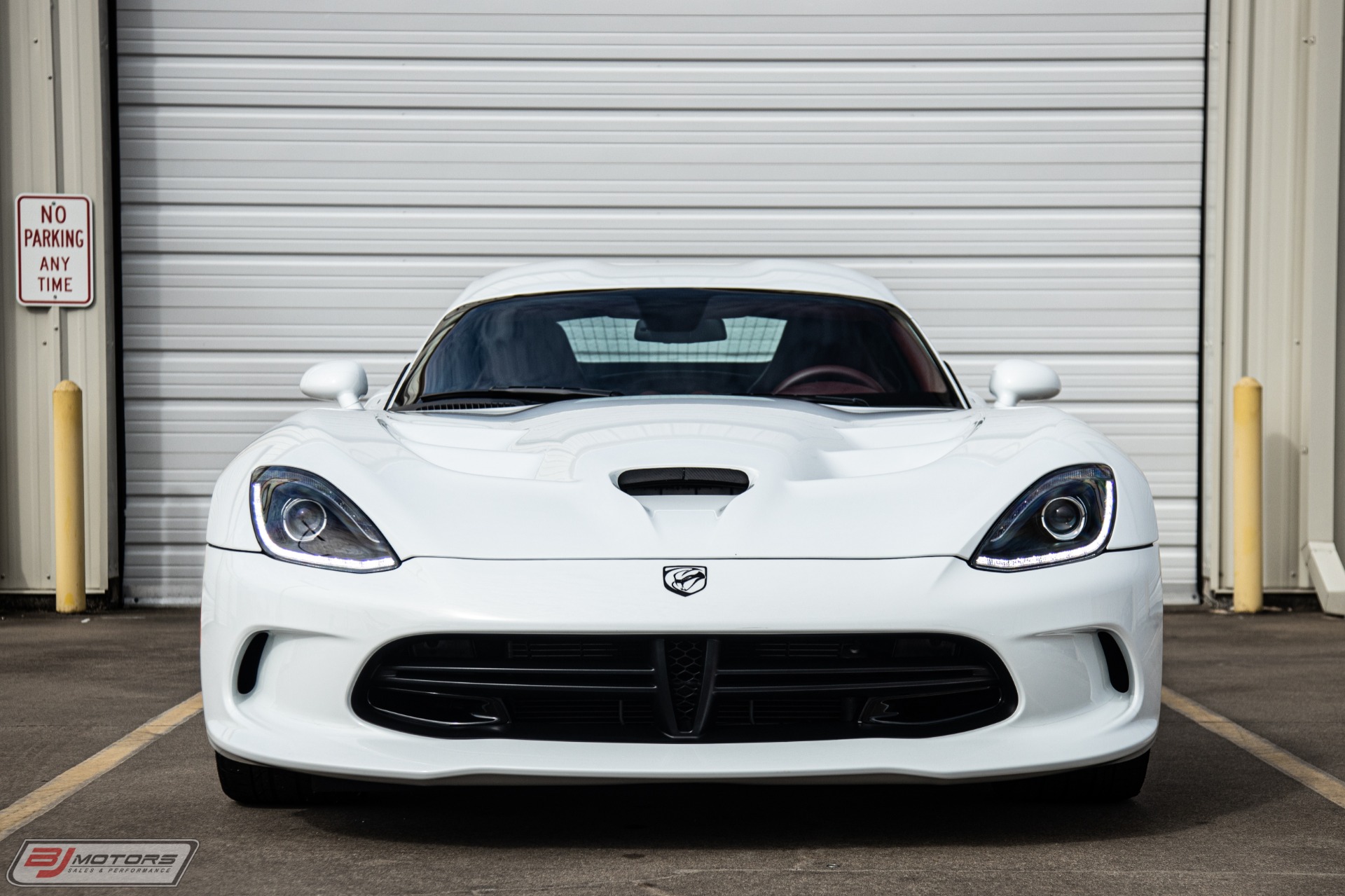 Used-2017-Dodge-Viper-GTC-1-of-1