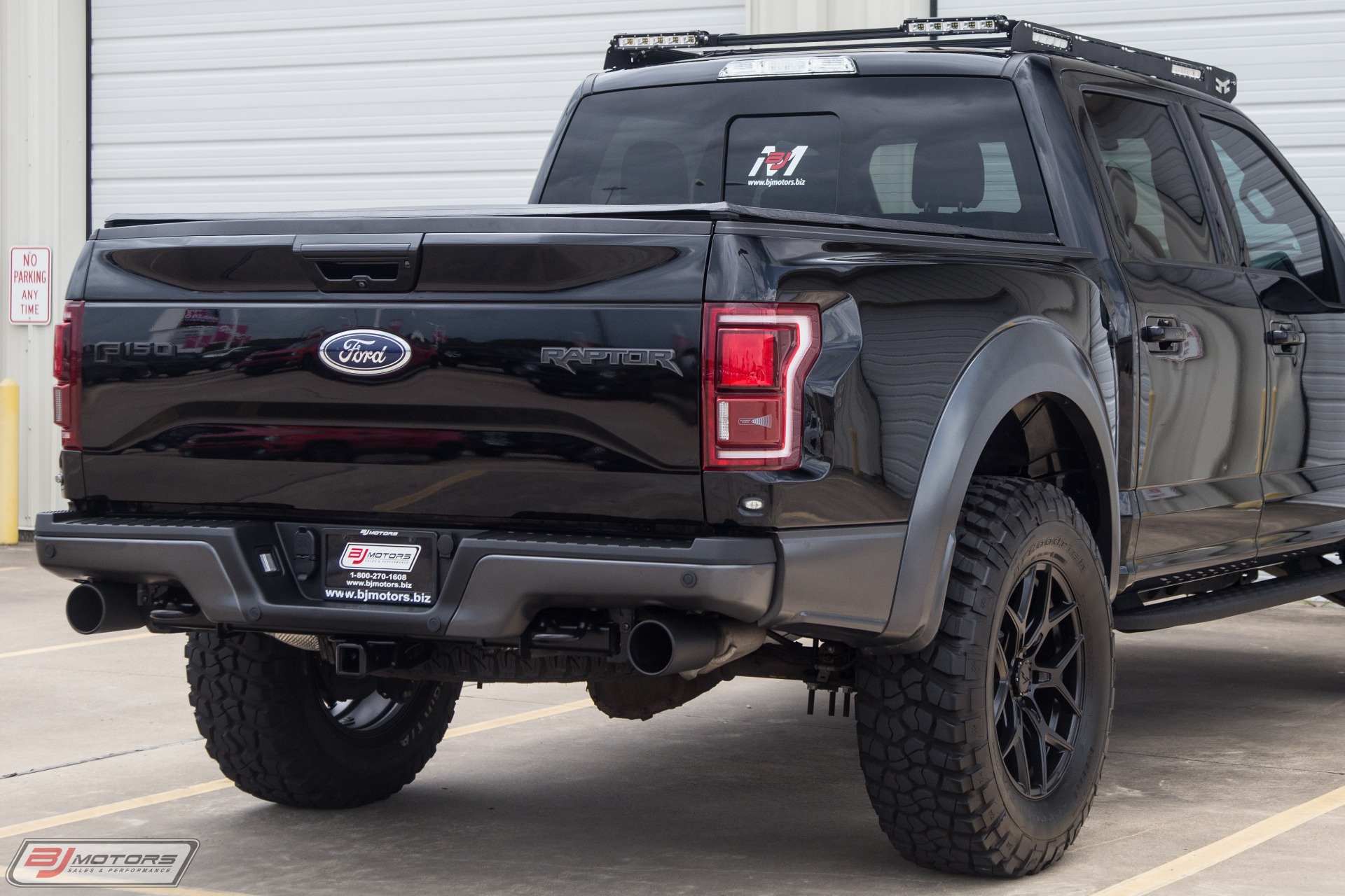 Used-2017-Ford-F-150-Raptor-Signature-Series