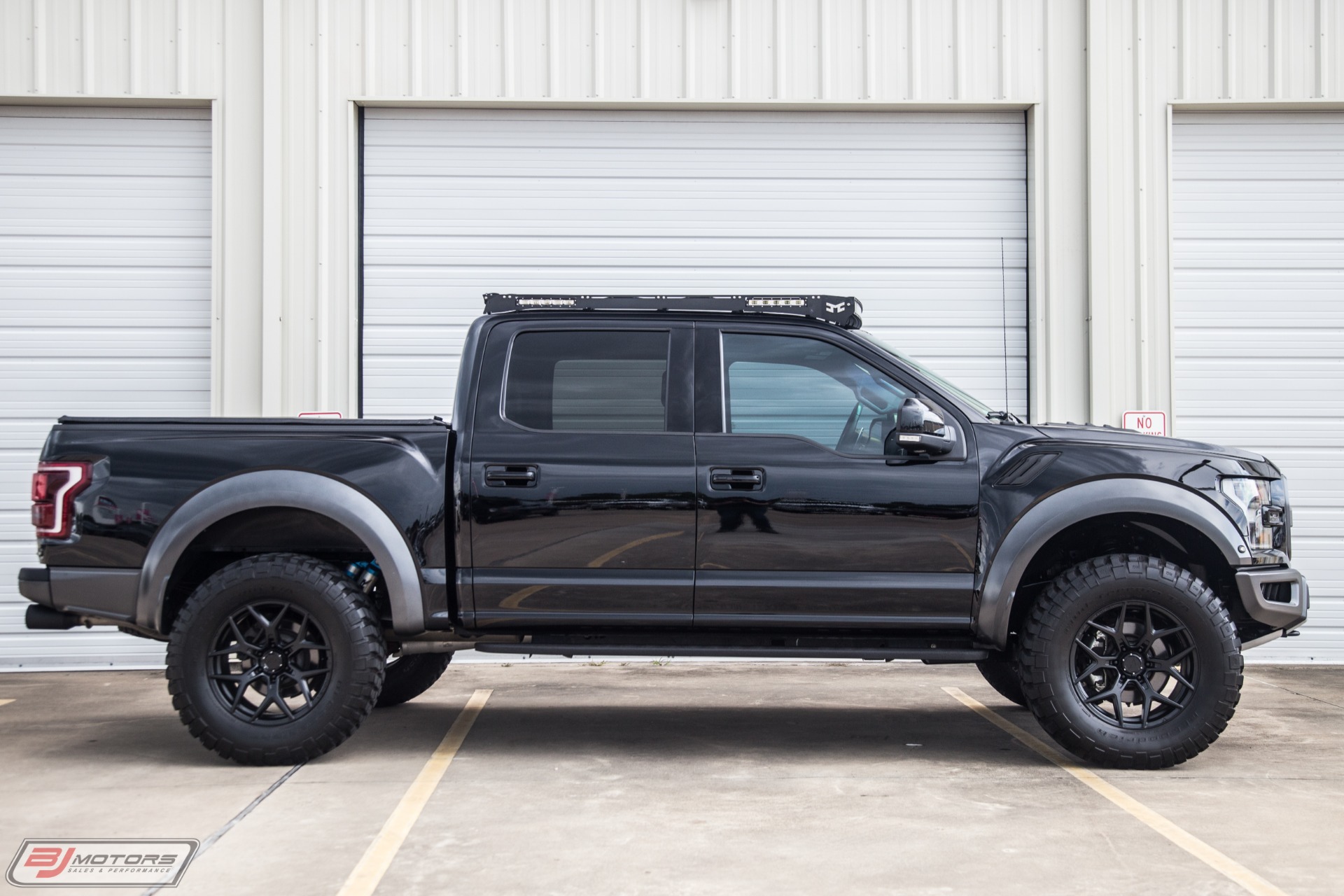 Used-2017-Ford-F-150-Raptor-Signature-Series