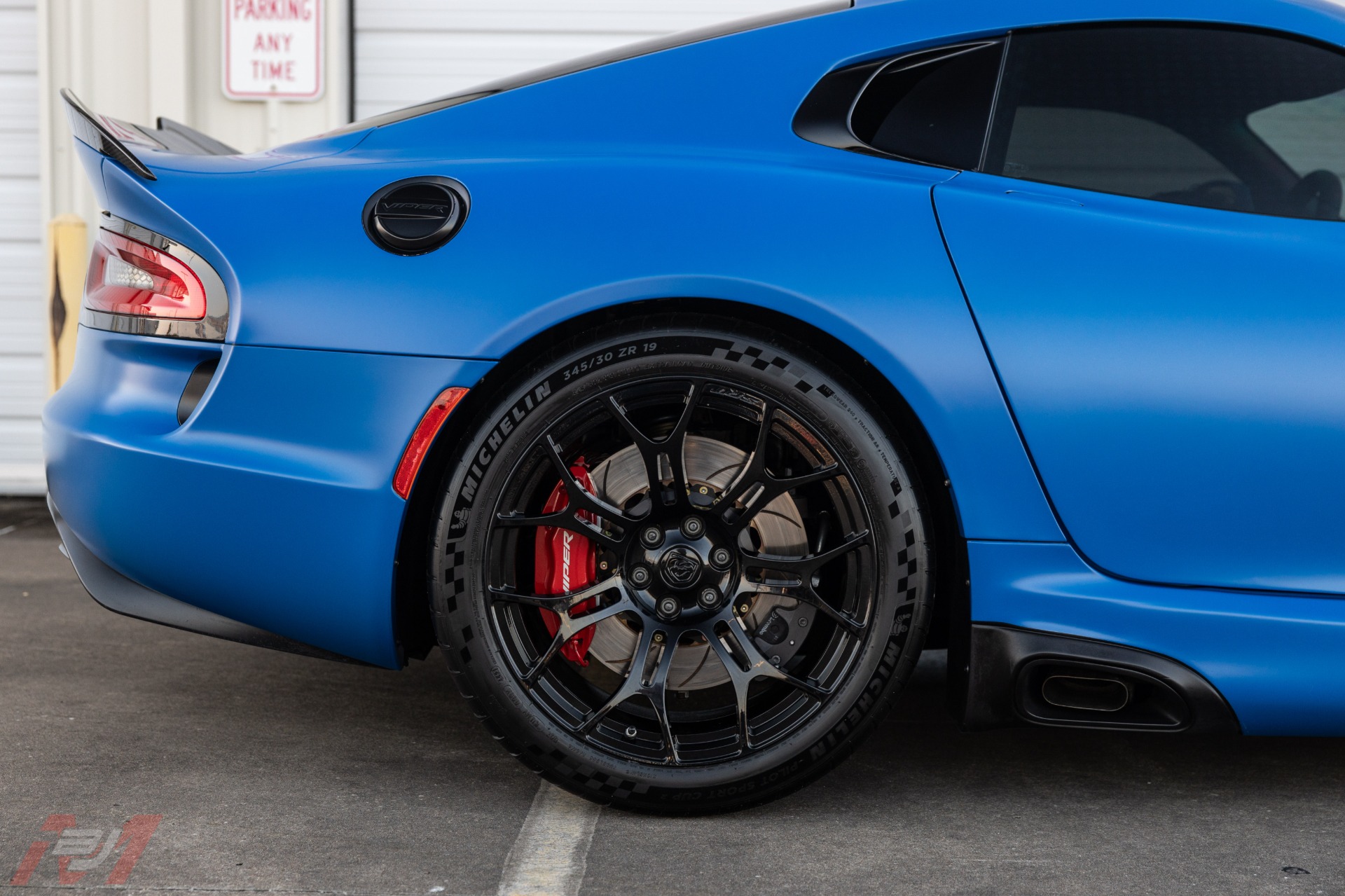 Used-2015-Dodge-Viper-GT