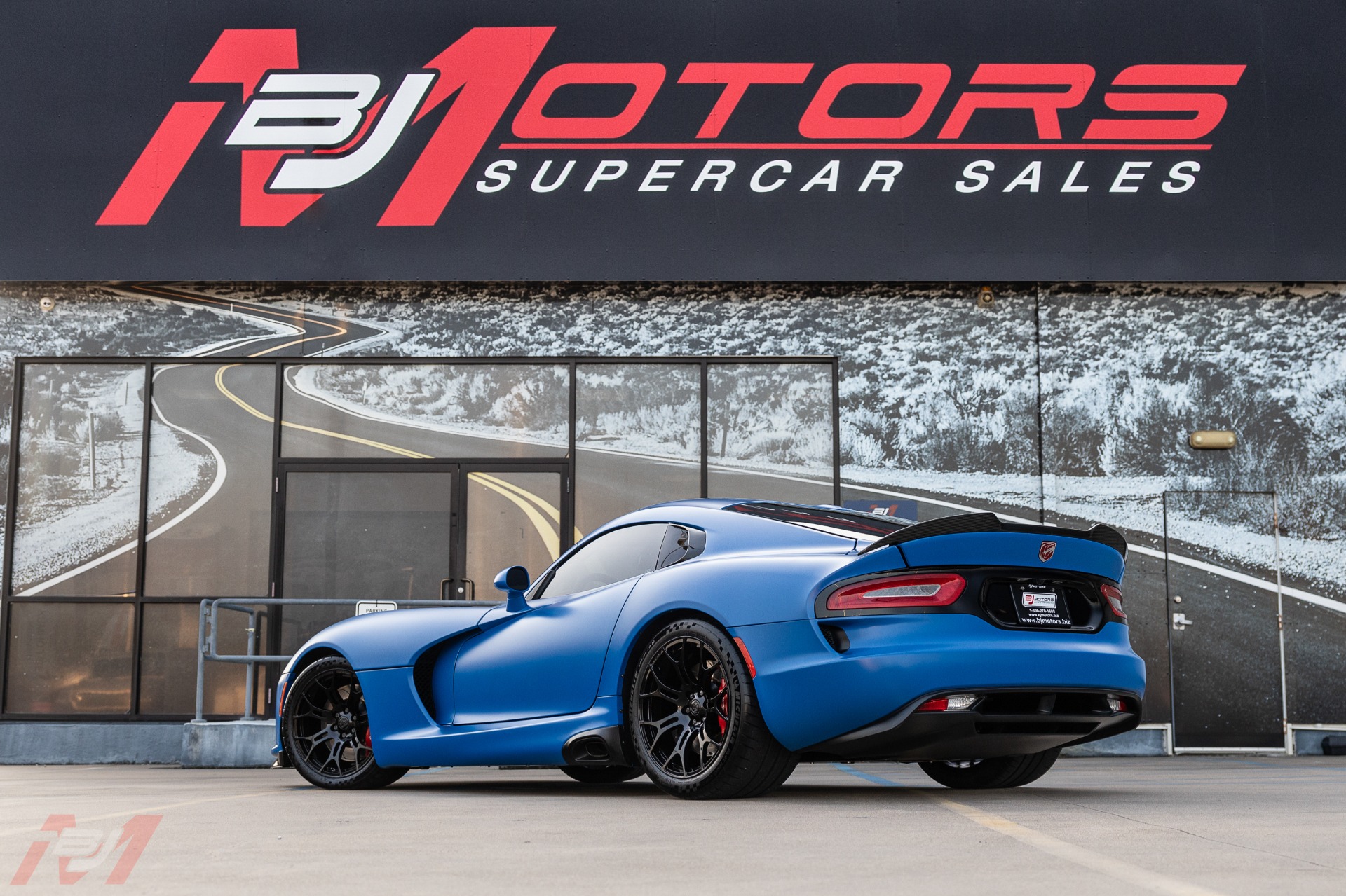 Used-2015-Dodge-Viper-GT