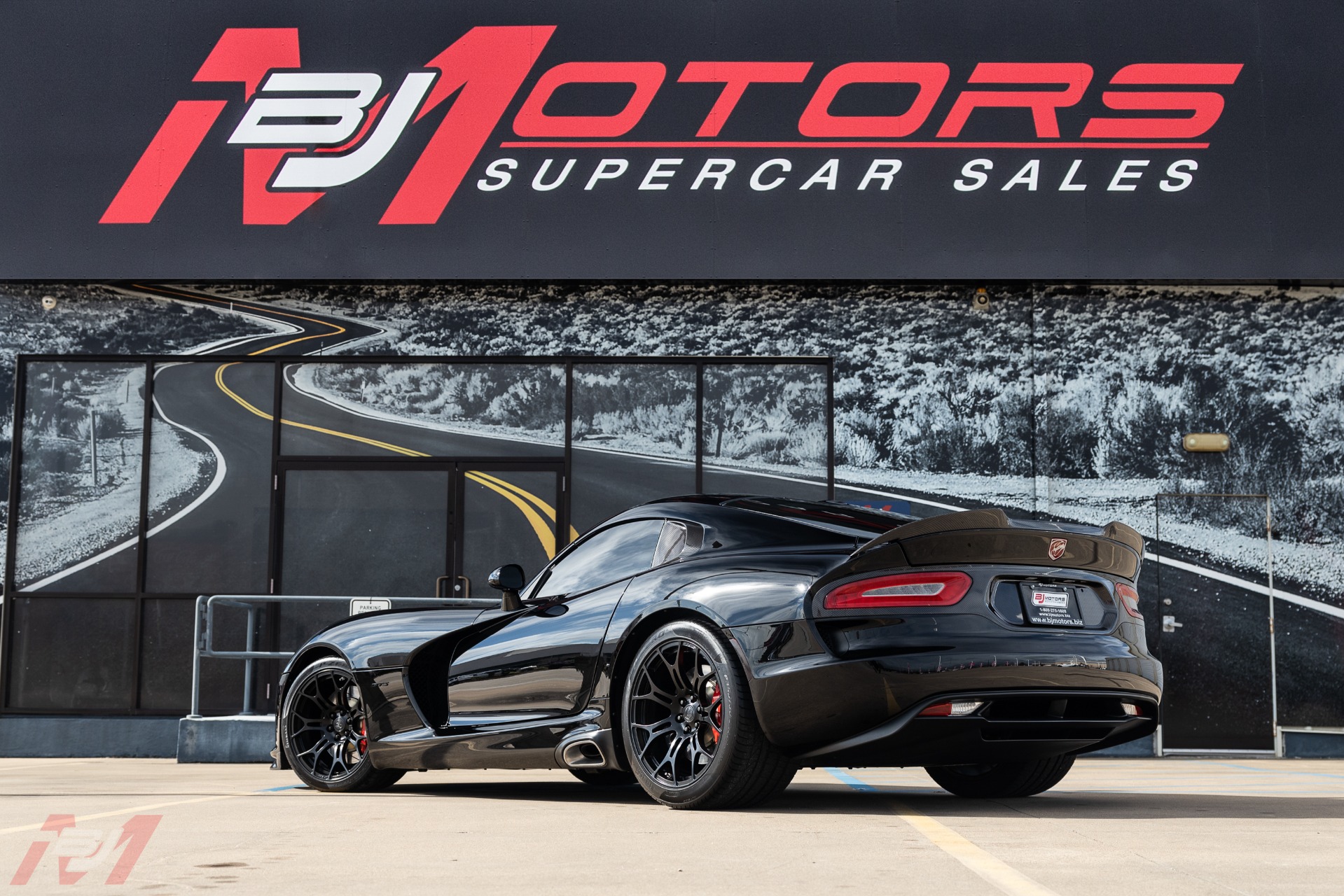 Used-2014-Dodge-Viper-GTS