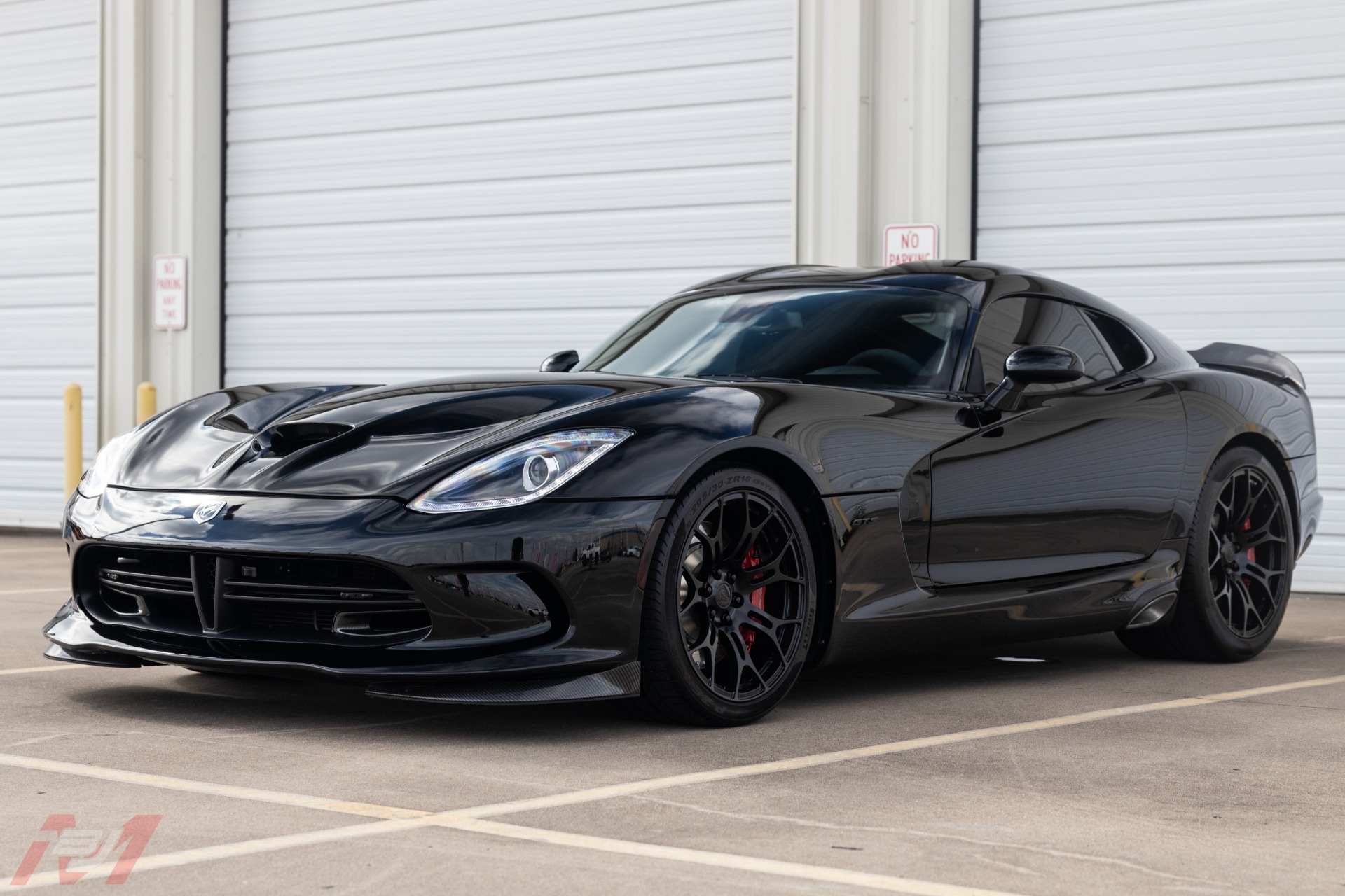 Used-2014-Dodge-Viper-GTS