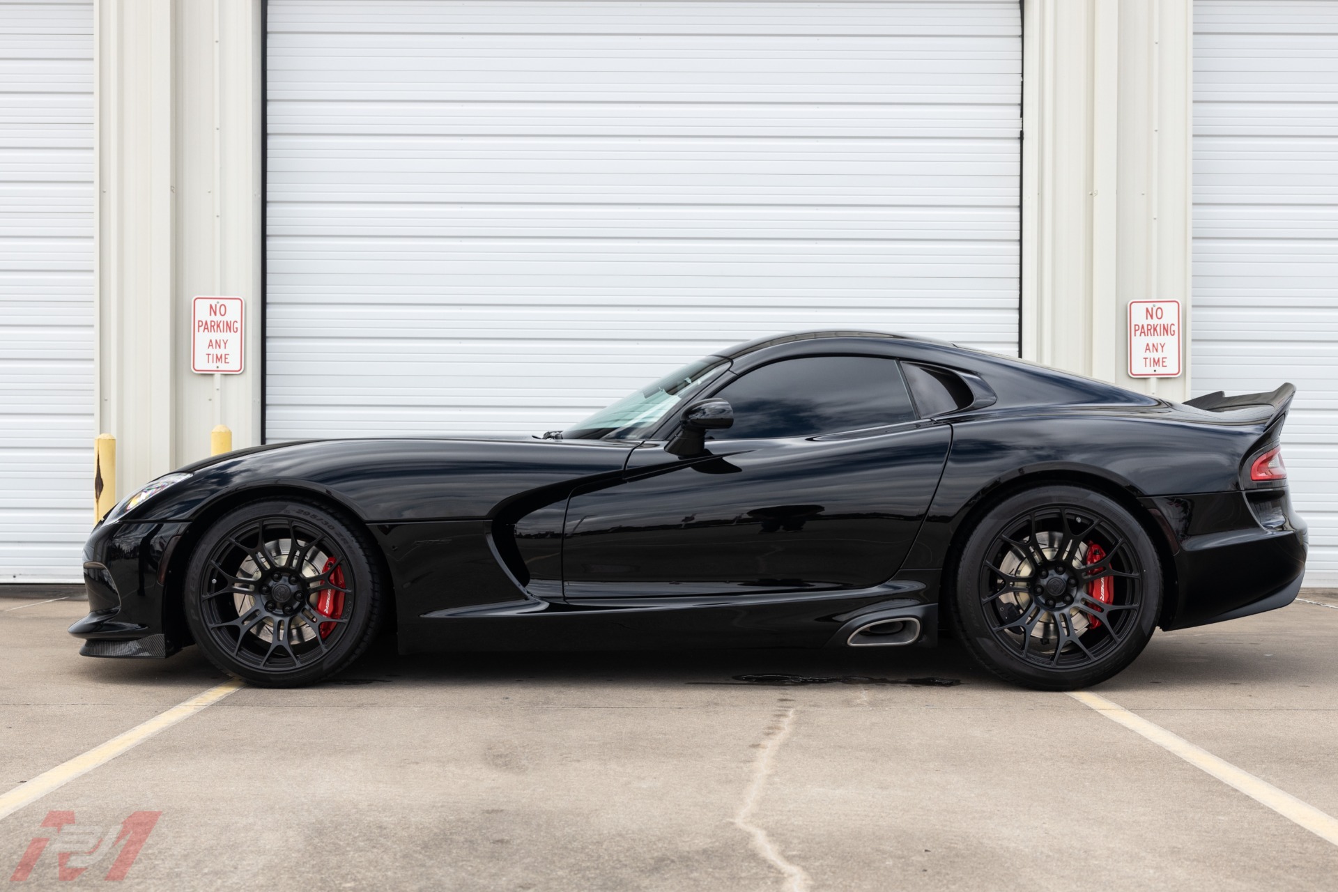 Used-2014-Dodge-Viper-GTS