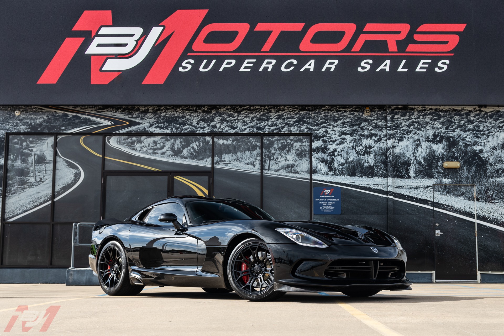 Used-2014-Dodge-Viper-GTS