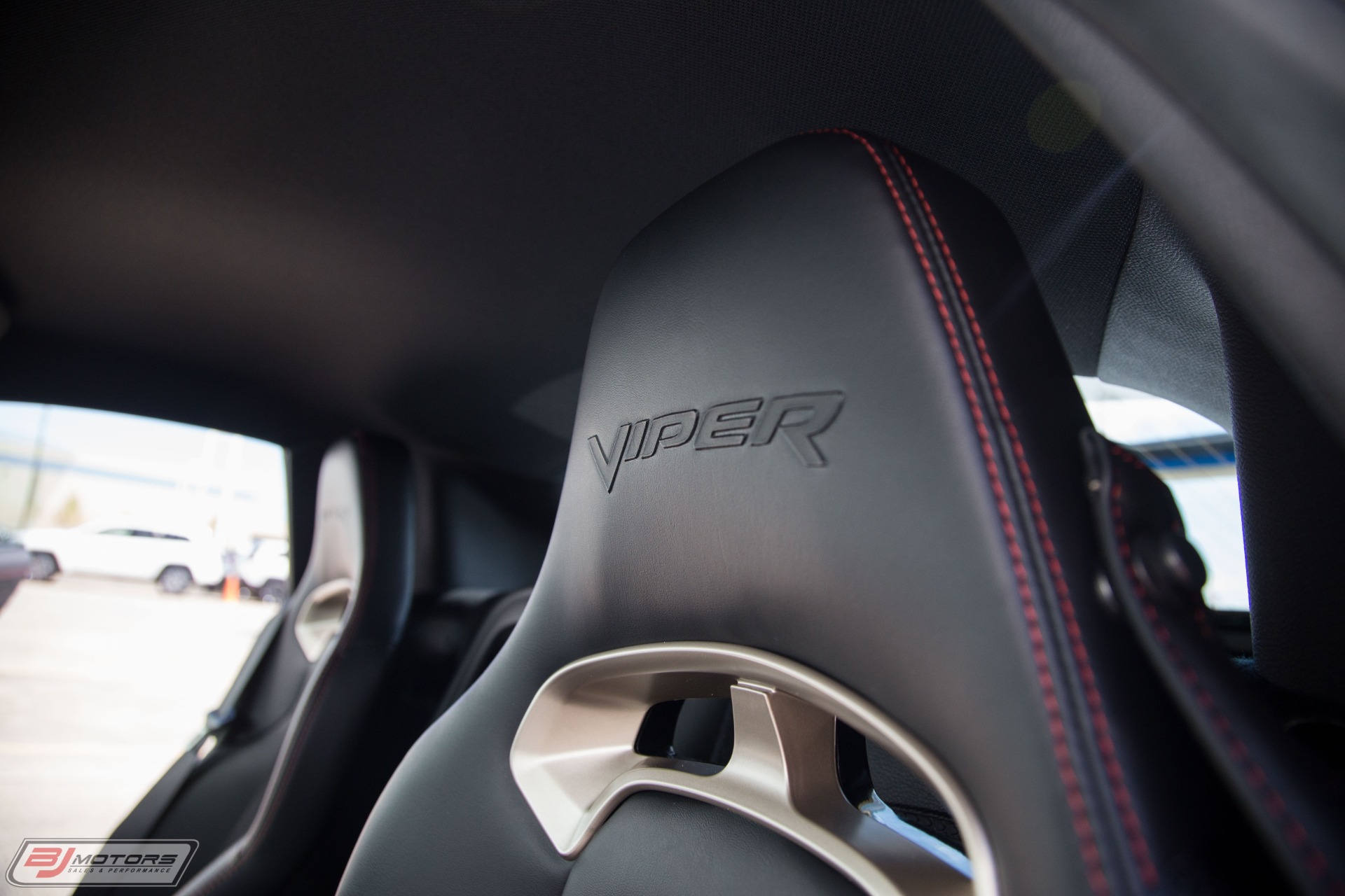 New-2017-Dodge-Viper-Dealer-Edition