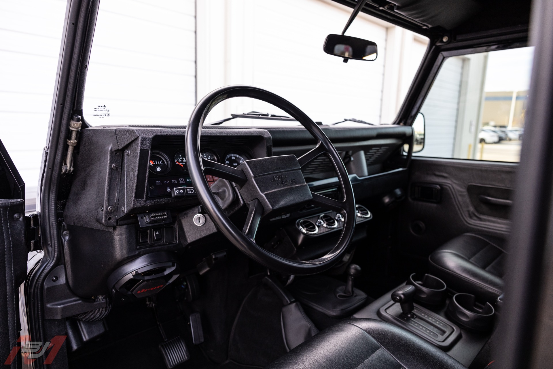 Used-1986-Land-Rover-Defender-90-LS3-Conversion