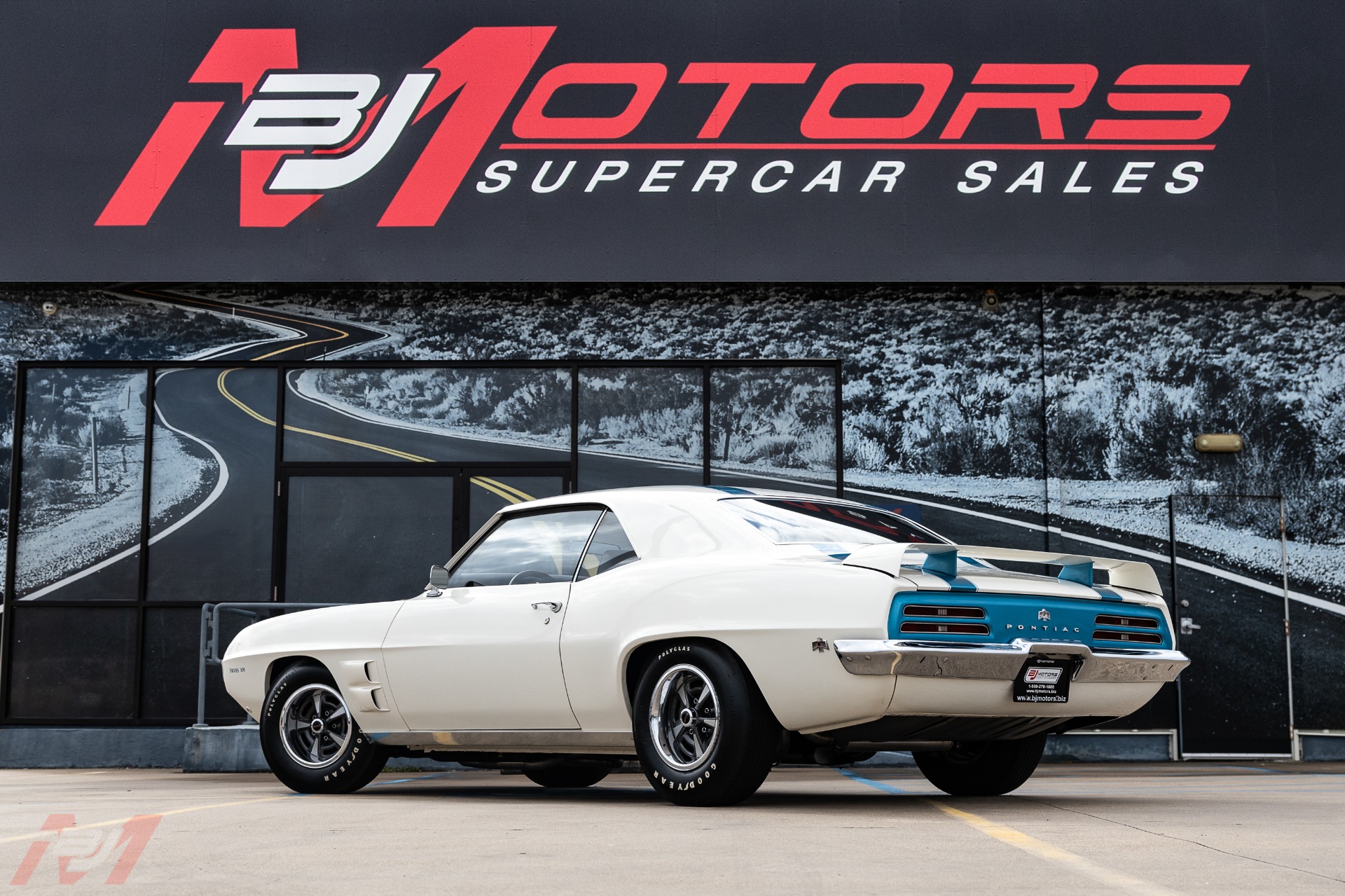 Used-1969-Pontiac-Trans-Am-Ram-Air-III