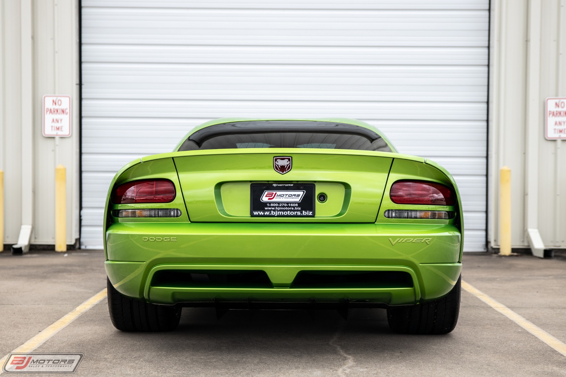 Used-2008-Dodge-Viper-SRT-10