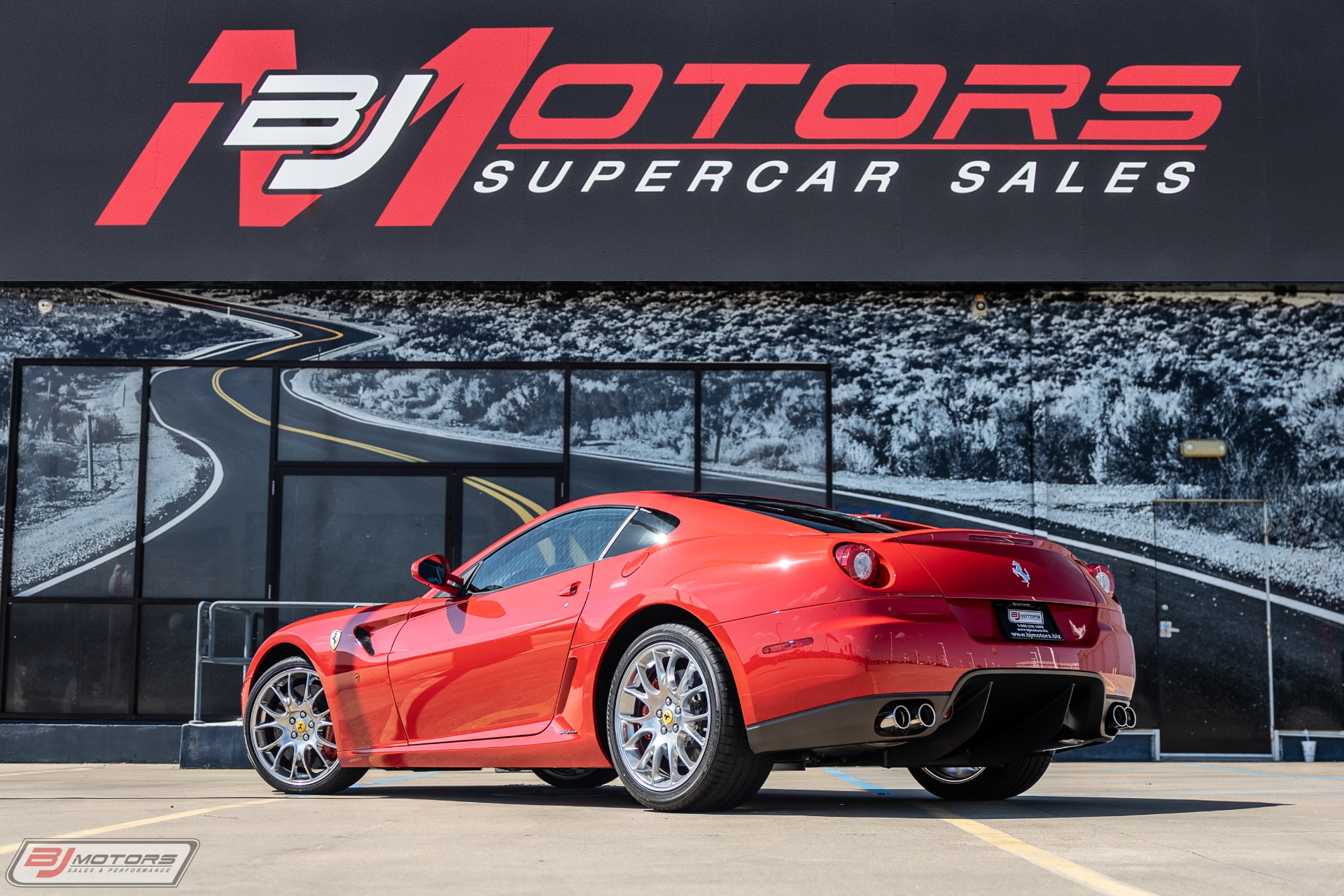 Used-2009-Ferrari-599-GTB-Fiorano