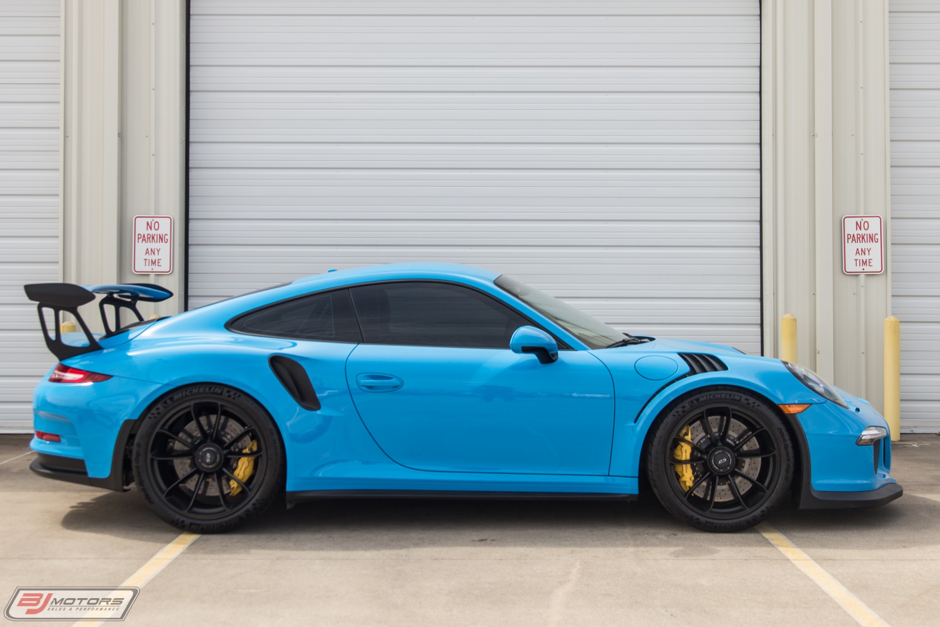 Used-2016-Porsche-911-GT3RS