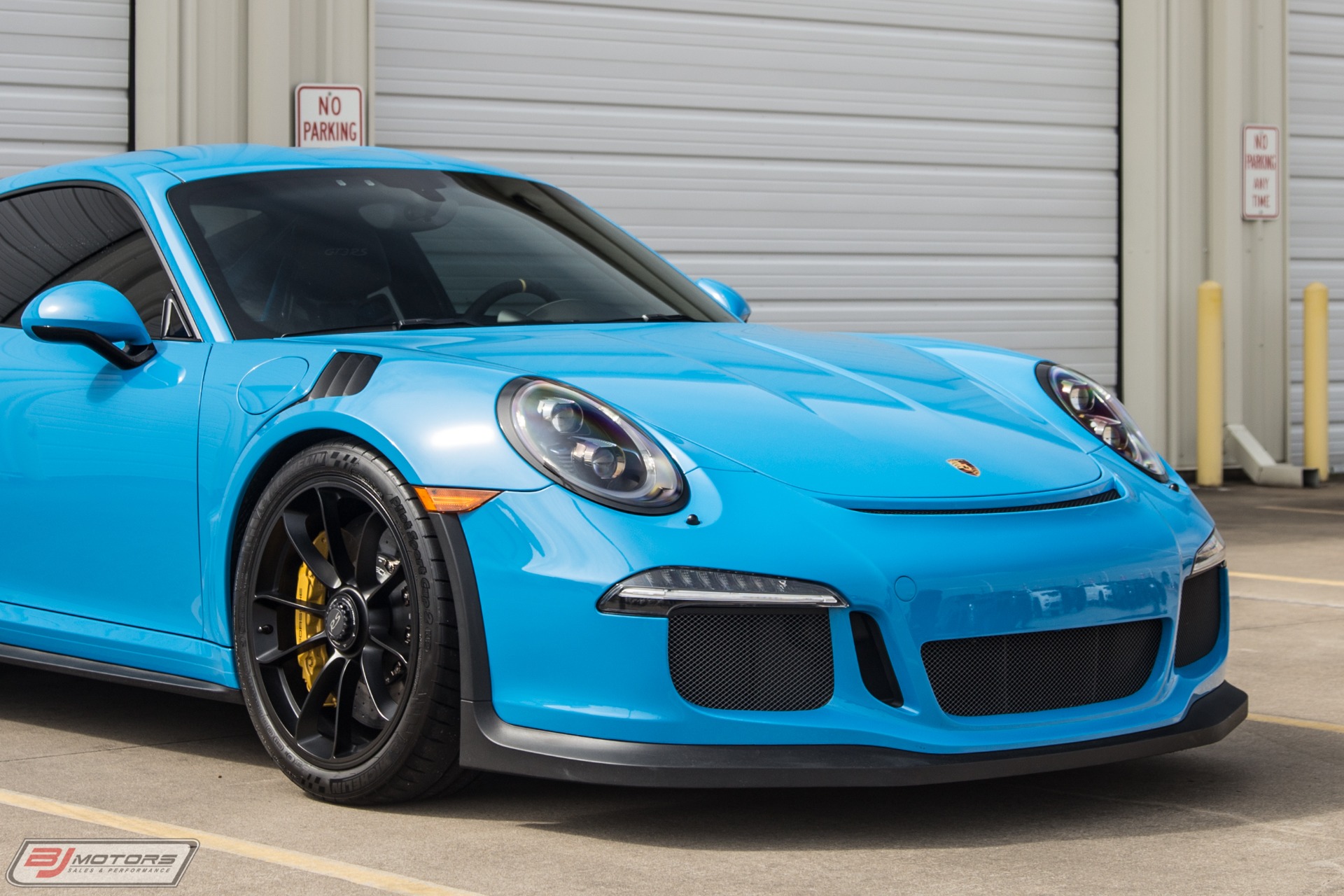 Used-2016-Porsche-911-GT3RS