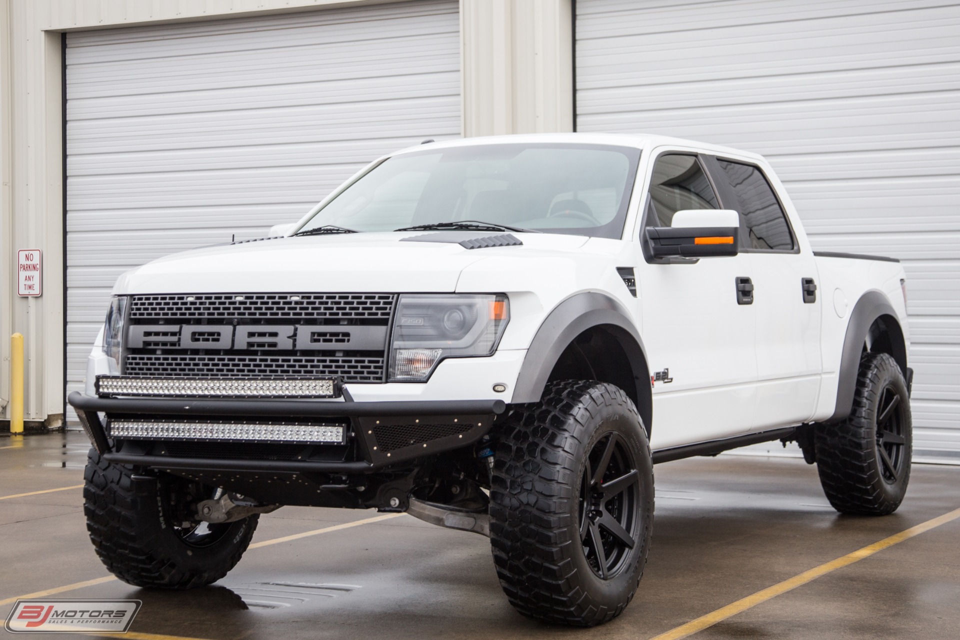 Used-2014-Ford-F-150-SVT-Raptor-Supercharged