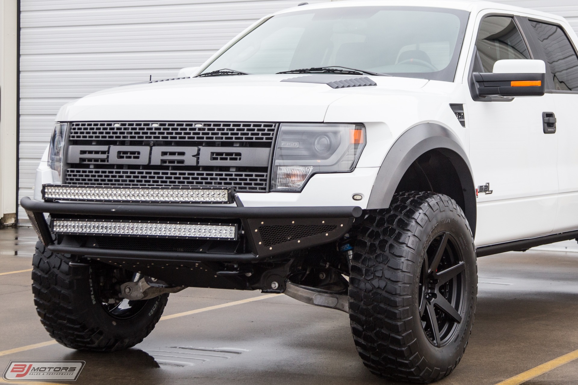 Used-2014-Ford-F-150-SVT-Raptor-Supercharged