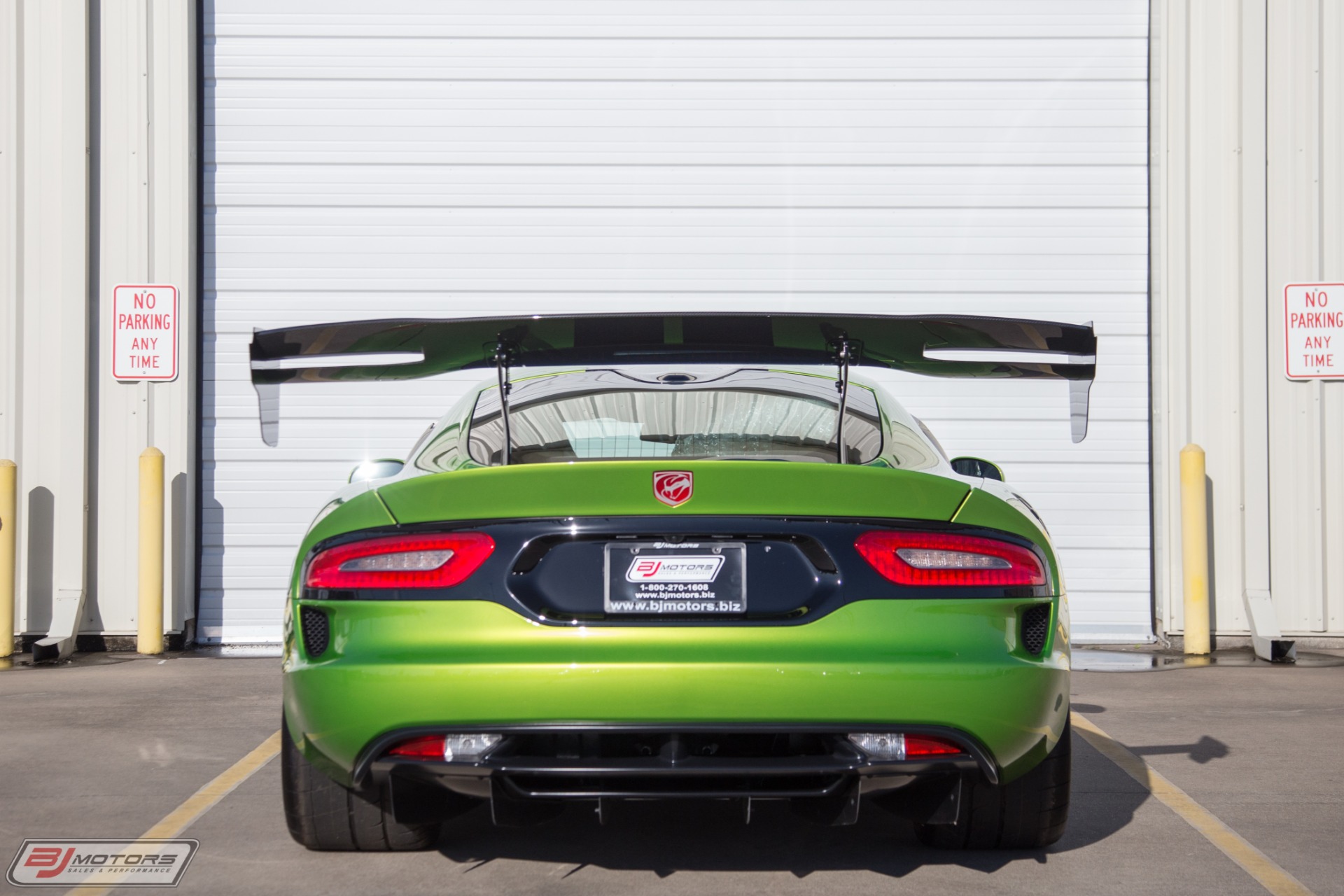 Used-2017-Dodge-Viper-ACR-Extreme-Snakeskin-Green--25