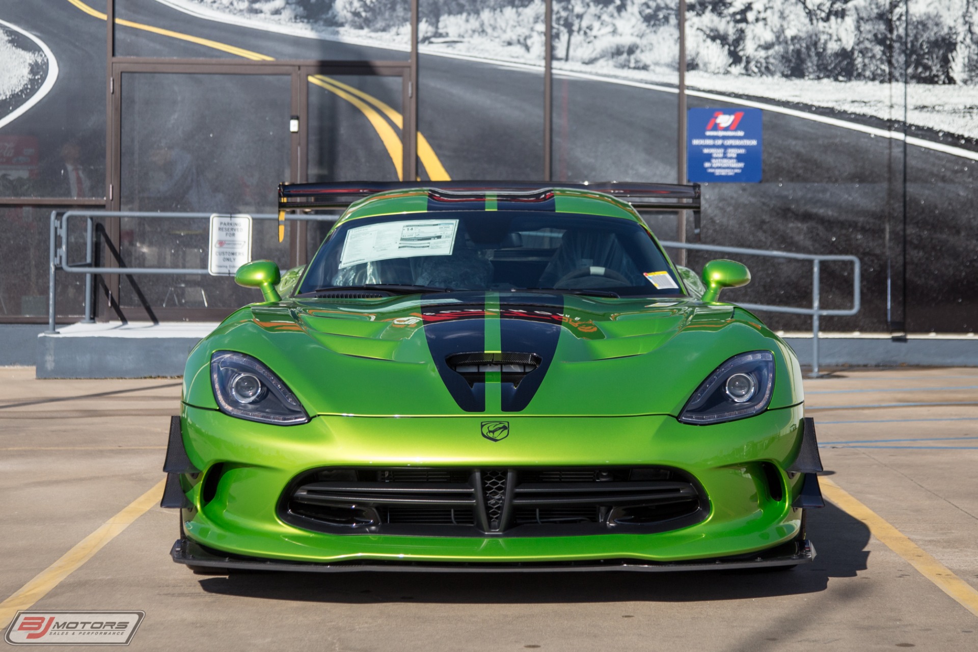 Used-2017-Dodge-Viper-ACR-Extreme-Snakeskin-Green--25