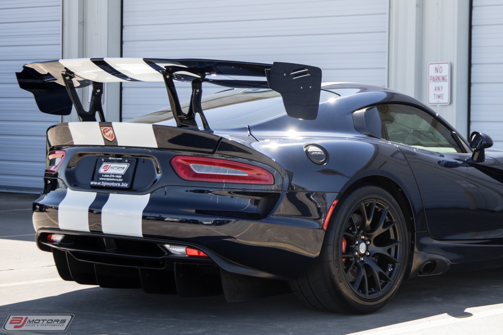 Used-2016-Dodge-Viper-ACR-Extreme